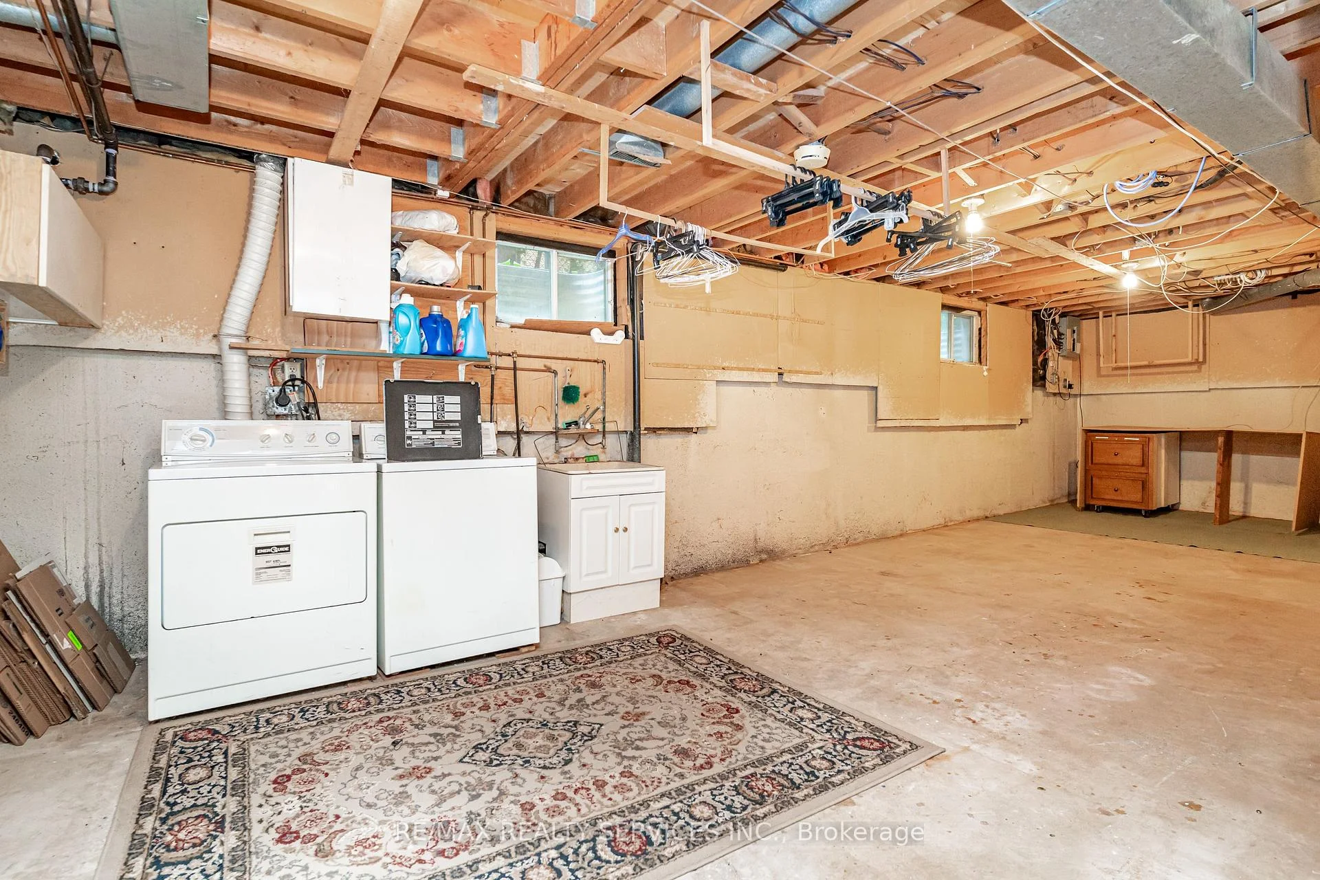Photo 36 of 32 Winterfold Drive, Brampton, Madoc — HOMEH