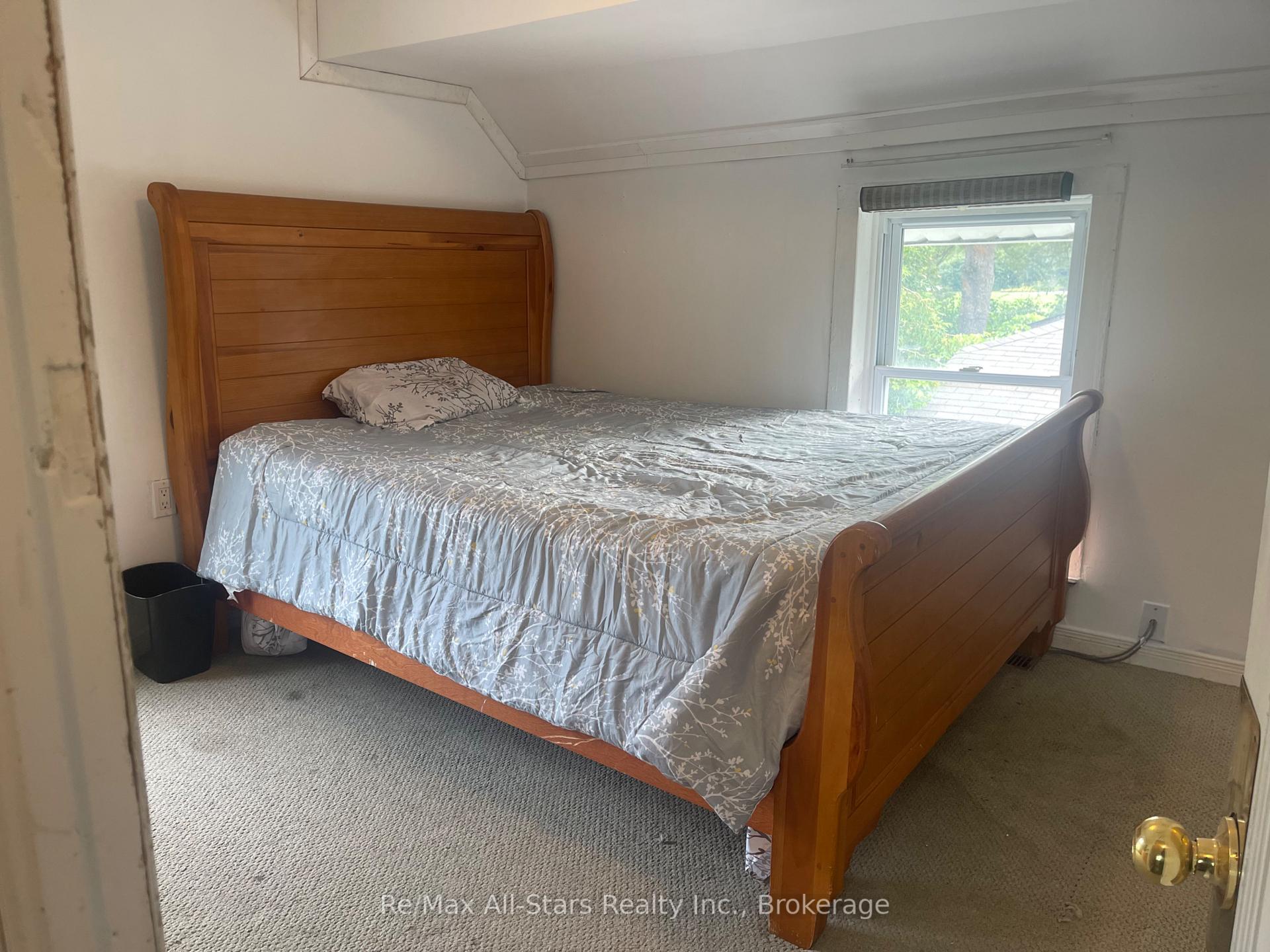 Photo 34 of 59 George Street W, Kawartha Lakes, Lindsay — HOMEH