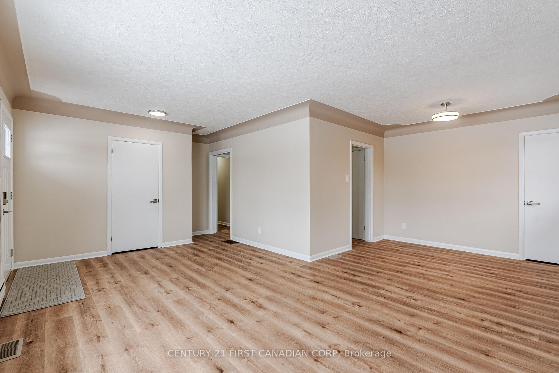Photo 7 of Unit Upper, 177 Myrtle Street, St. Thomas — HOMEH