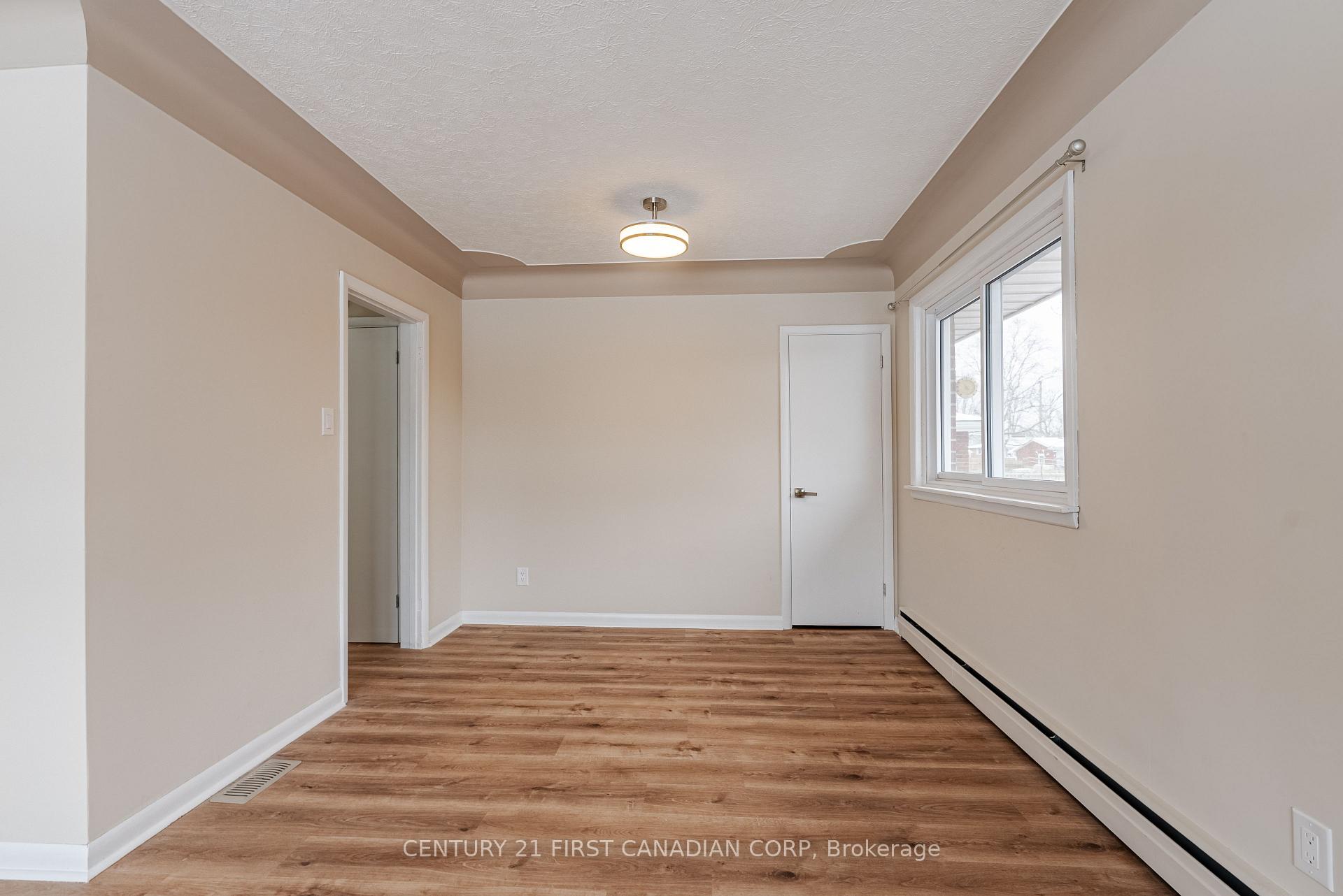 Photo 8 of Unit Upper, 177 Myrtle Street, St. Thomas — HOMEH