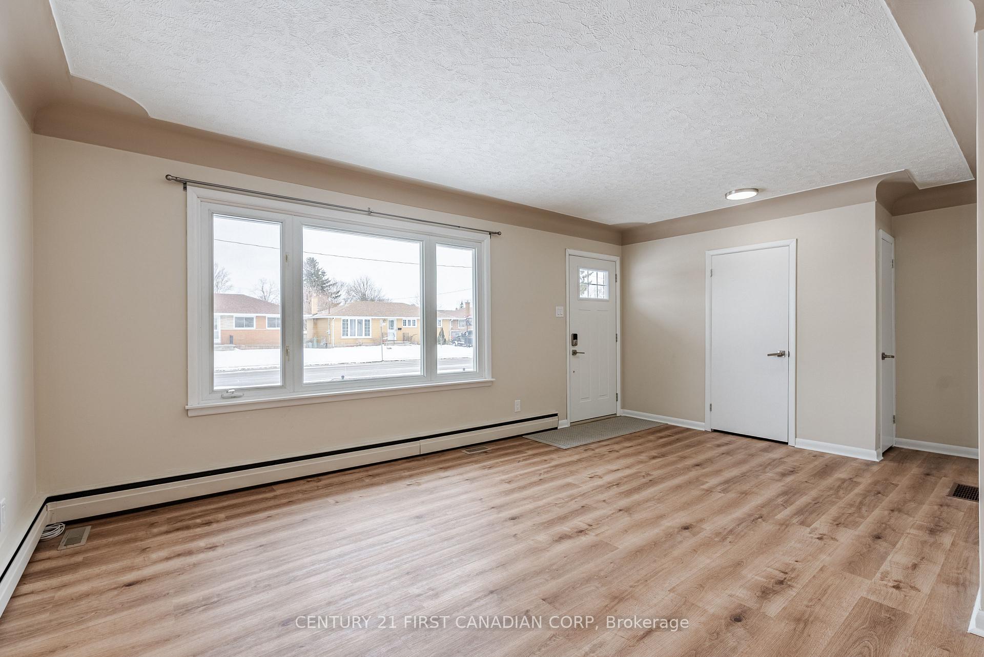 Photo 9 of Unit Upper, 177 Myrtle Street, St. Thomas — HOMEH