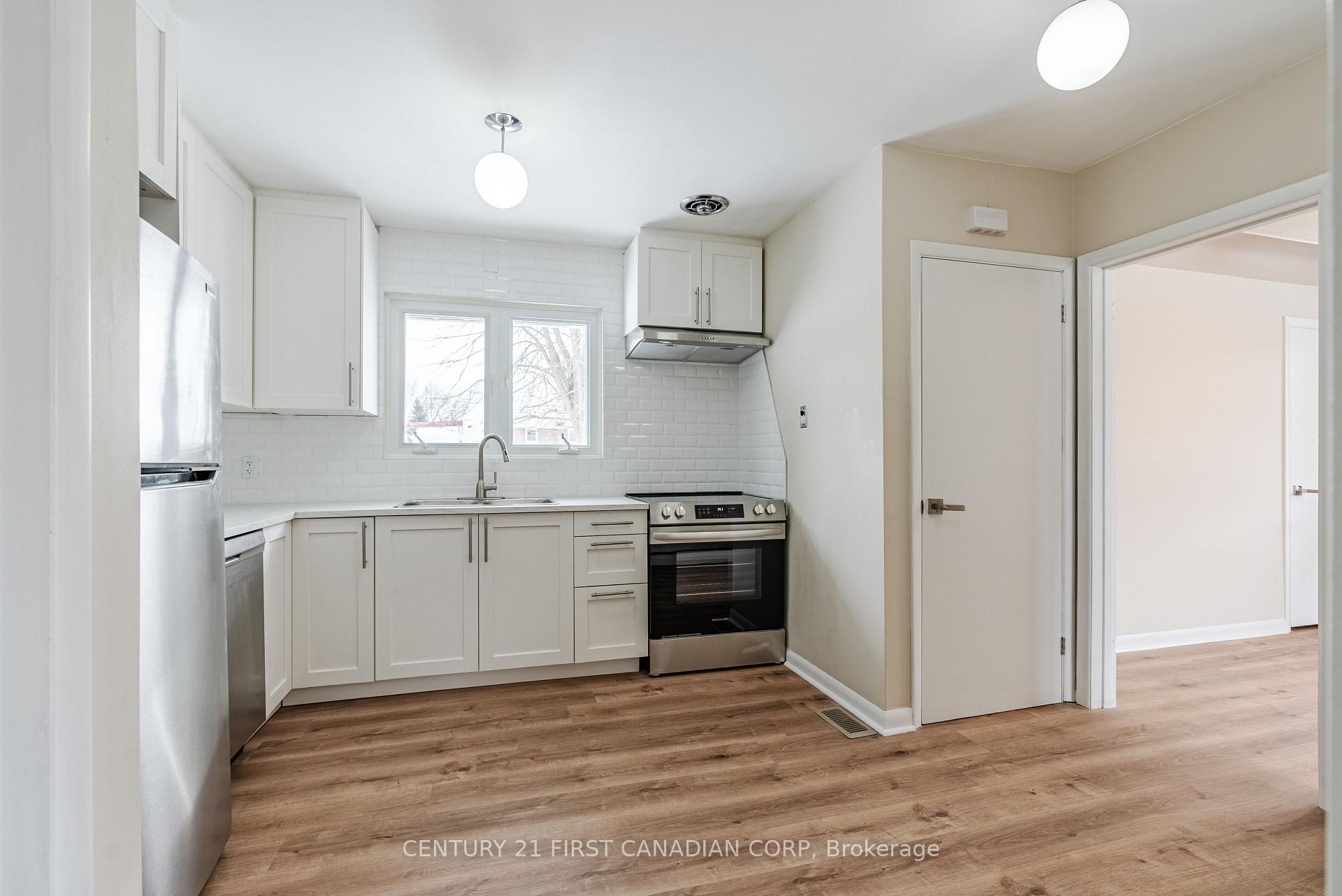 Photo 11 of Unit Upper, 177 Myrtle Street, St. Thomas — HOMEH