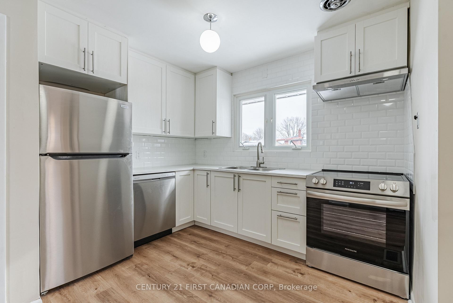 Photo 12 of Unit Upper, 177 Myrtle Street, St. Thomas — HOMEH