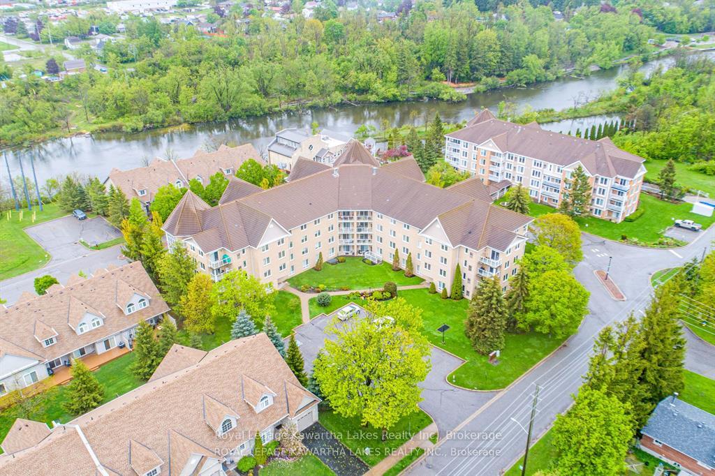 Photo 4 of Unit 404, 51 Rivermill Boulevard, Kawartha Lakes, Lindsay — HOMEH