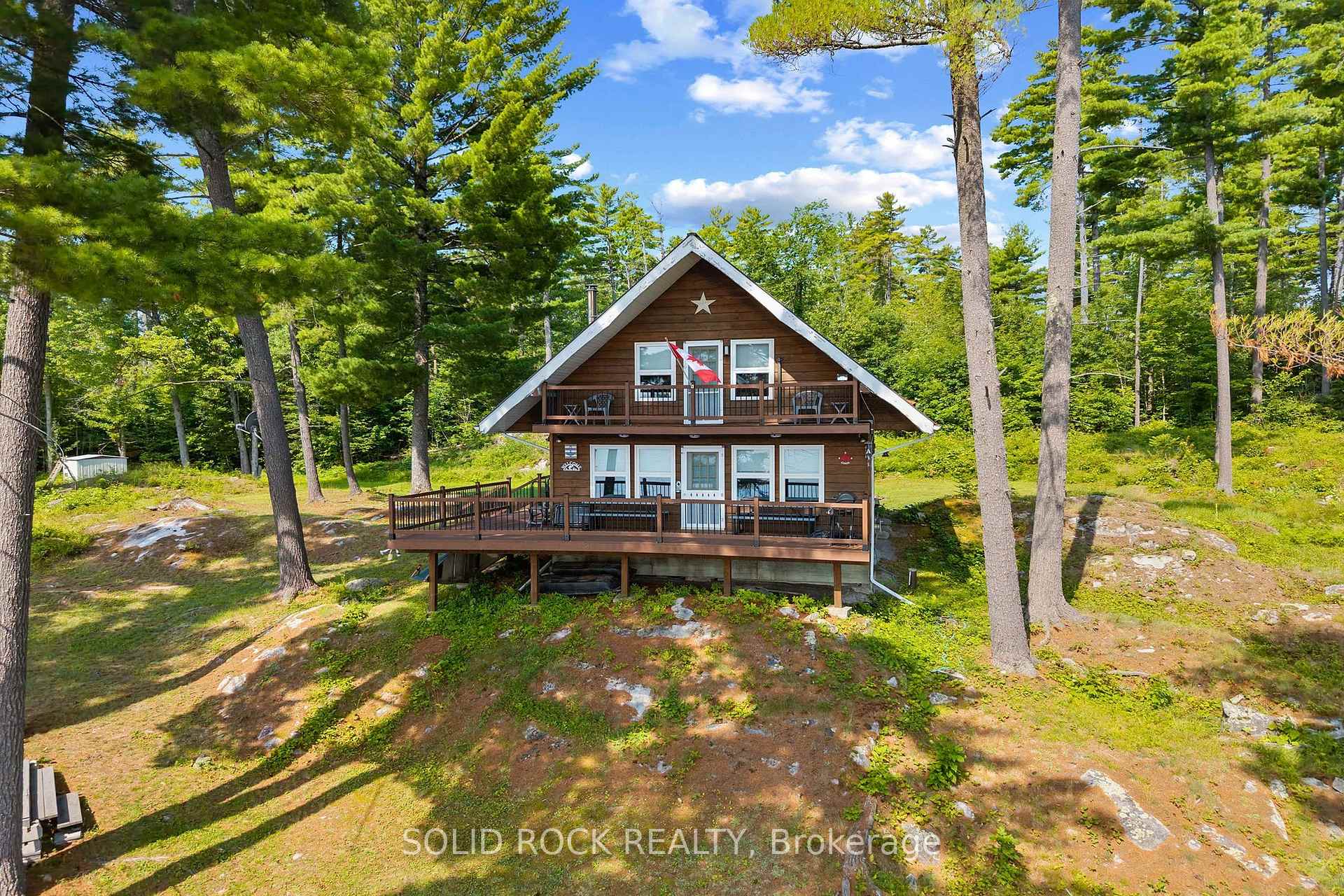 Photo 1 of 992 White Lake, Lanark Highlands, Lanark Highlands (Darling) Twp — HOMEH