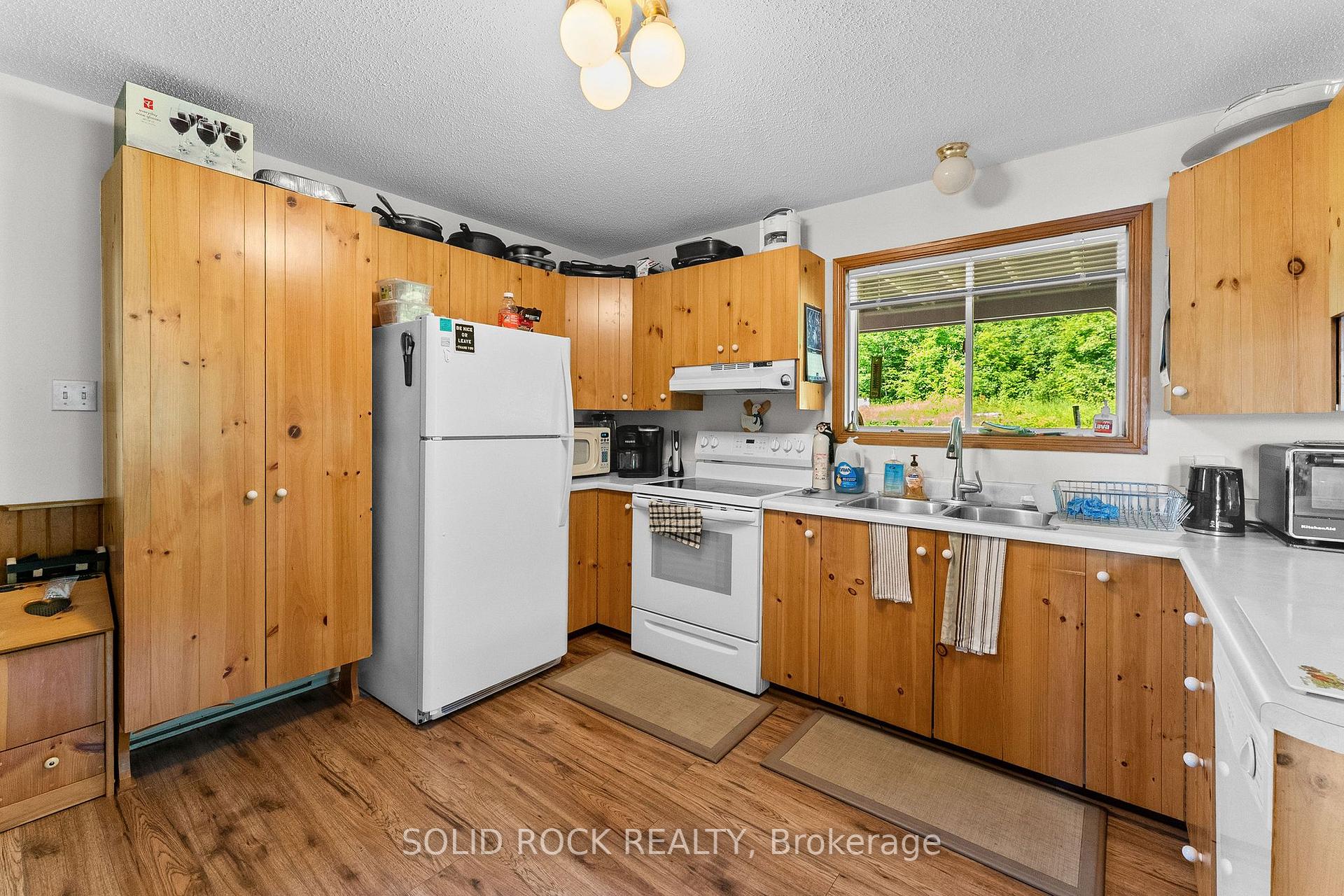 Photo 10 of 992 White Lake, Lanark Highlands, Lanark Highlands (Darling) Twp — HOMEH