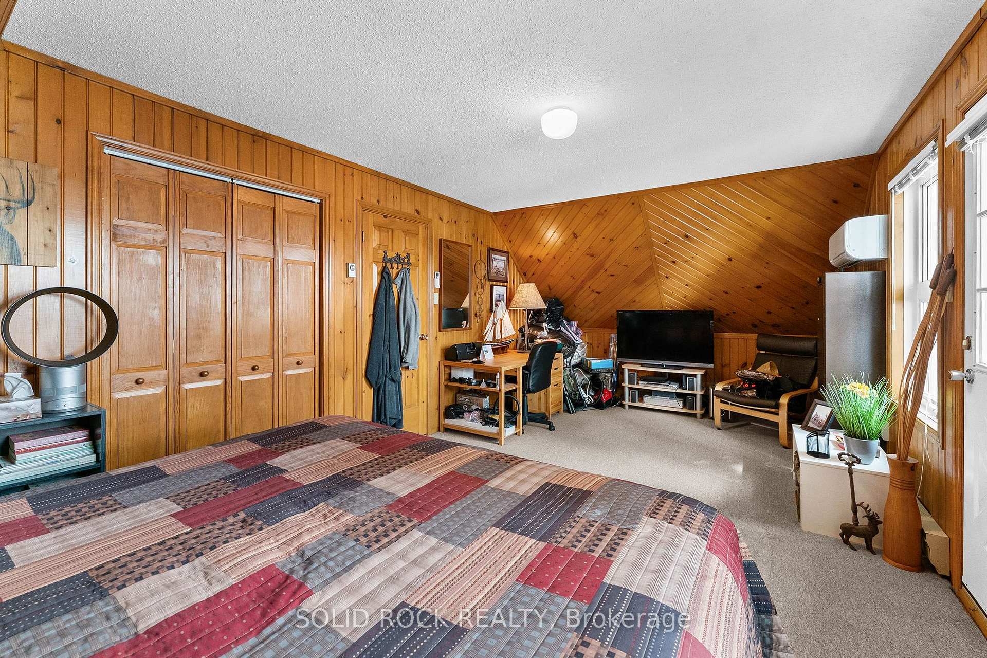 Photo 15 of 992 White Lake, Lanark Highlands, Lanark Highlands (Darling) Twp — HOMEH