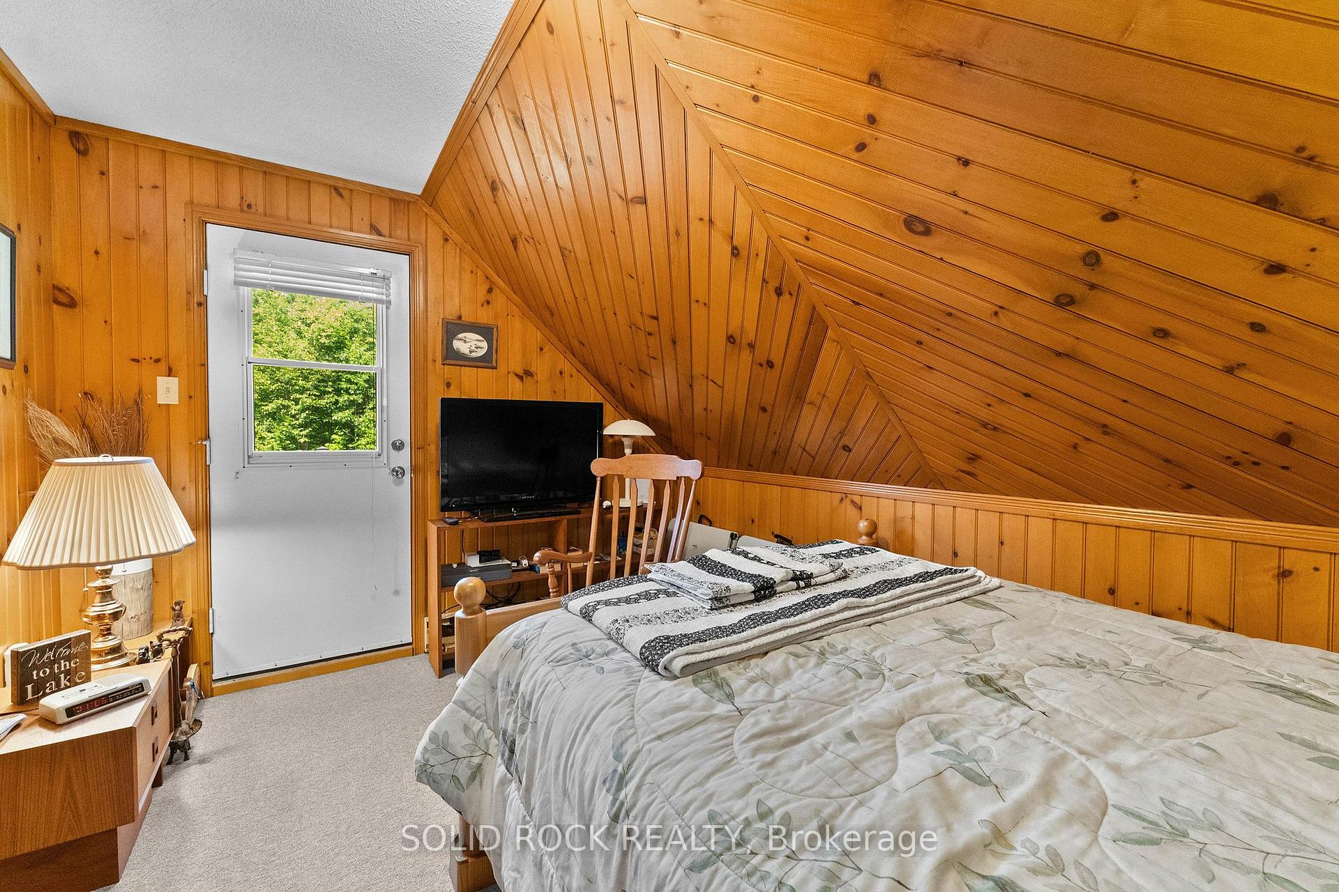 Photo 17 of 992 White Lake, Lanark Highlands, Lanark Highlands (Darling) Twp — HOMEH