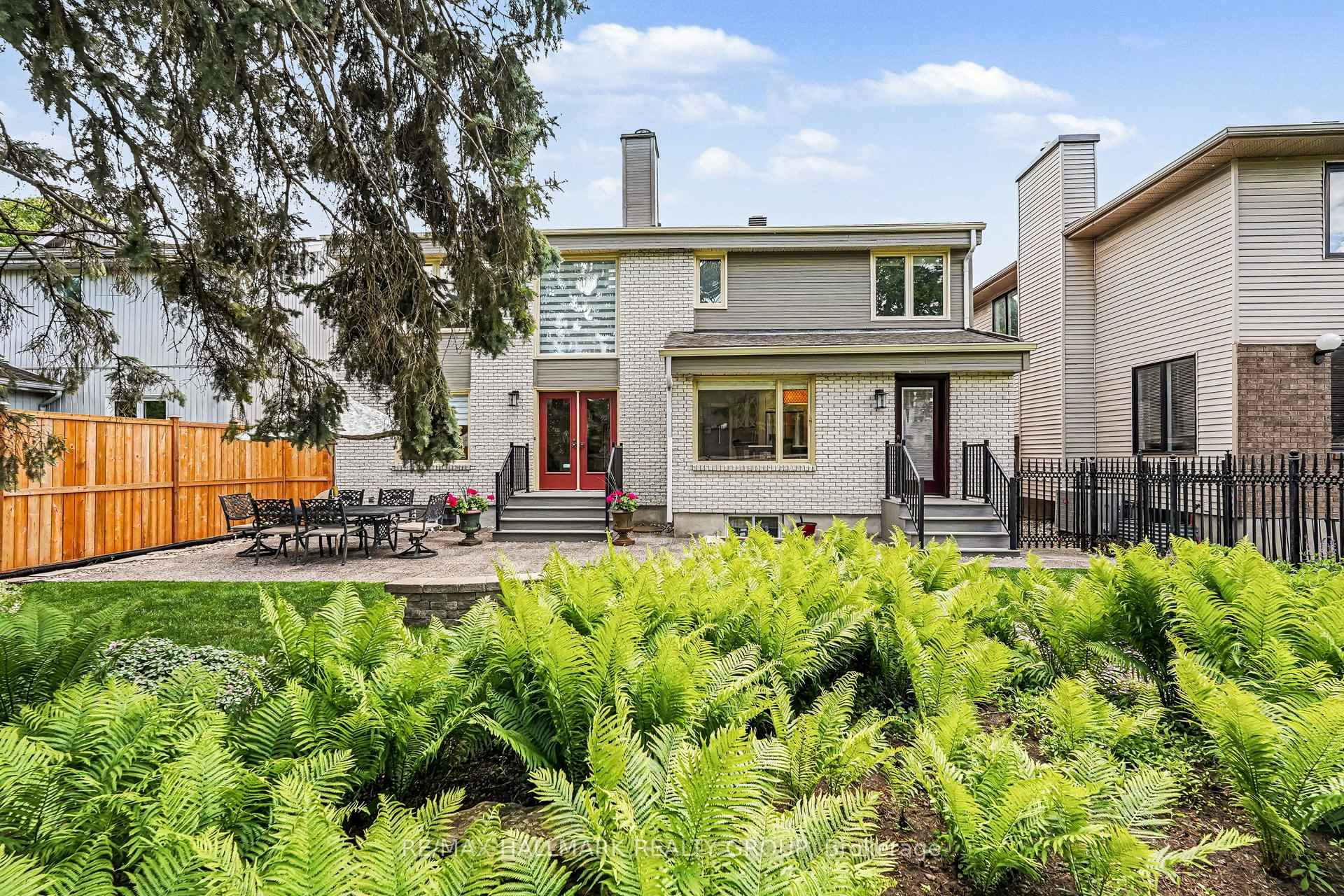 Photo 4 of 789 Mooneys Bay Place, Ottawa, Mooneys Bay/Riverside Park — HOMEH