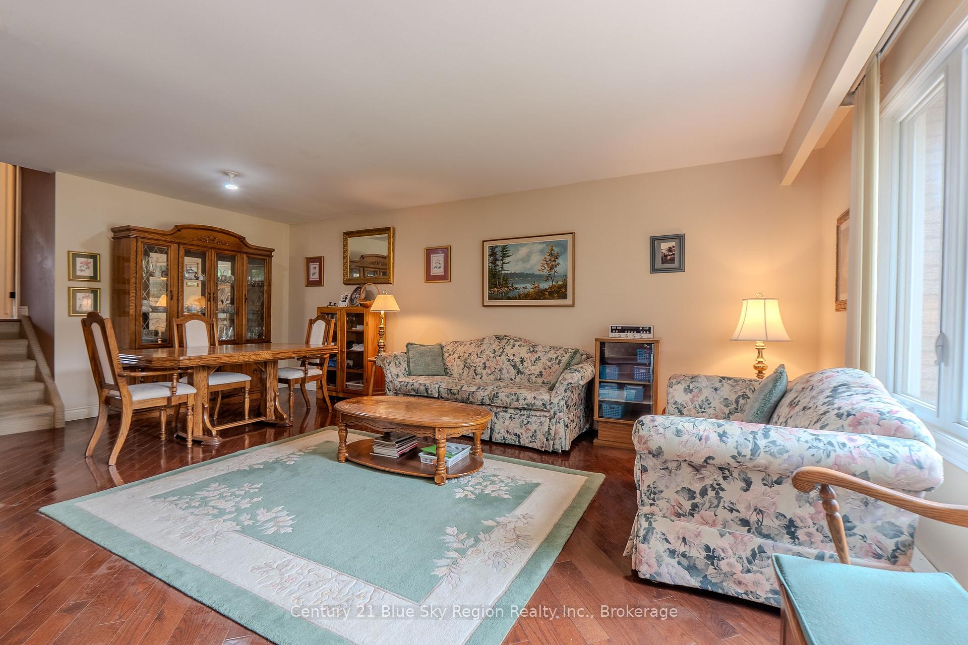 Photo 11 of 113 Sable Crescent, North Bay, Birchaven — HOMEH