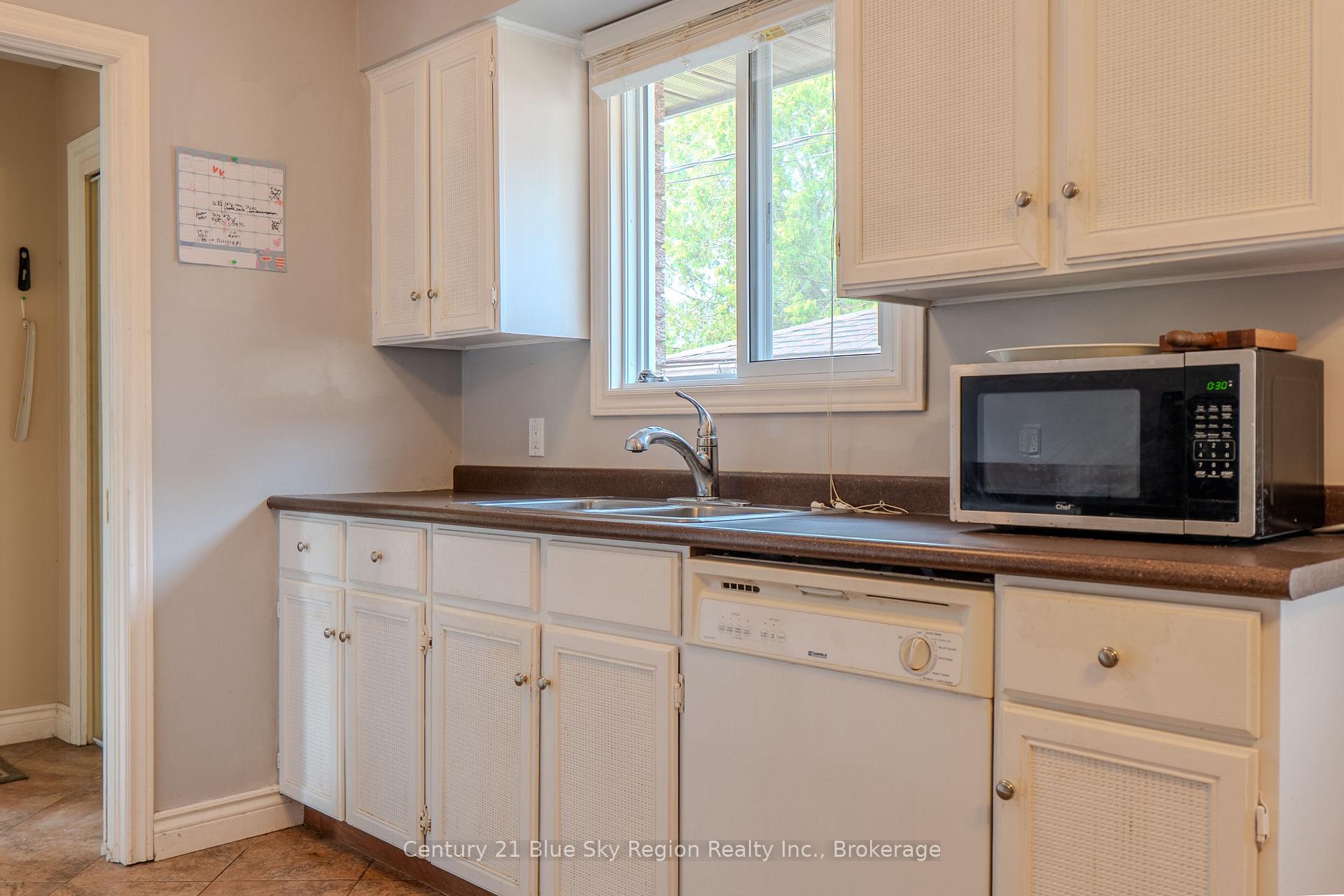 Photo 19 of 113 Sable Crescent, North Bay, Birchaven — HOMEH