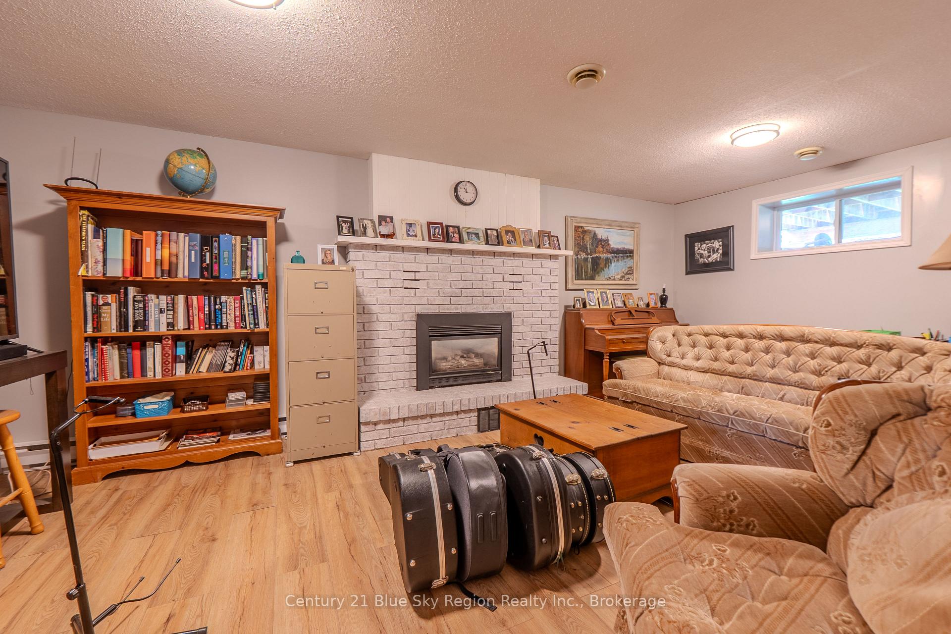 Photo 37 of 113 Sable Crescent, North Bay, Birchaven — HOMEH