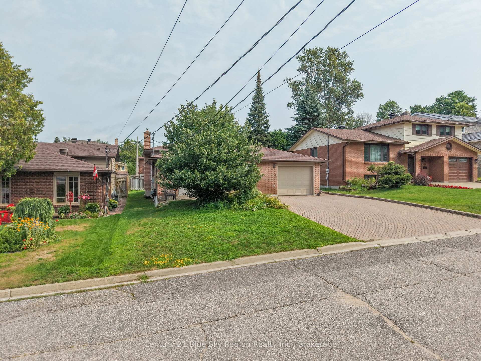 Photo 42 of 113 Sable Crescent, North Bay, Birchaven — HOMEH