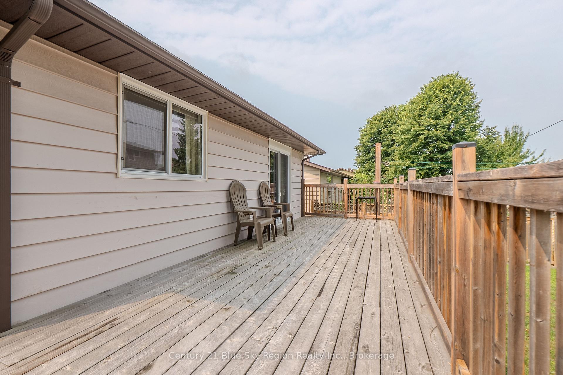 Photo 44 of 113 Sable Crescent, North Bay, Birchaven — HOMEH