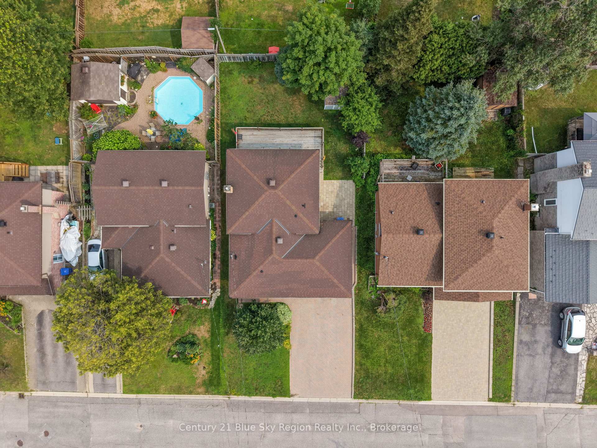 Photo 48 of 113 Sable Crescent, North Bay, Birchaven — HOMEH