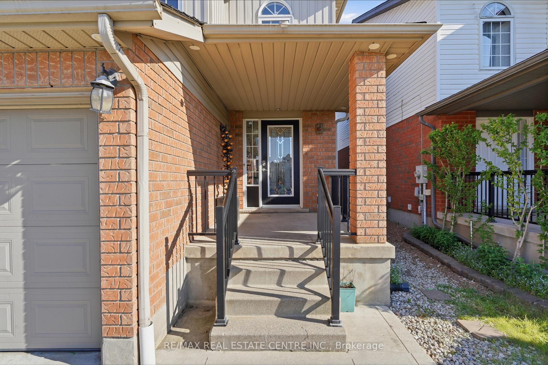 Photo 3 of 110 Green Gate Boulevard, Cambridge, Little's Corners — HOMEH