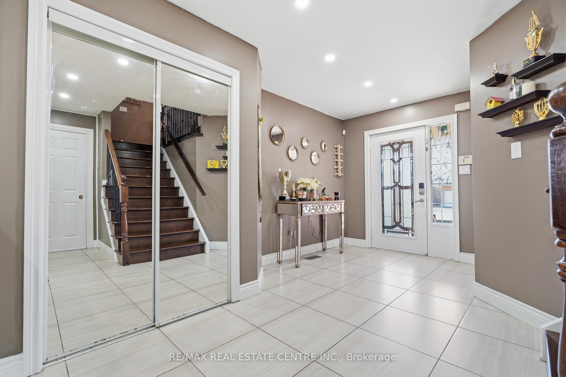 Photo 12 of 110 Green Gate Boulevard, Cambridge, Little's Corners — HOMEH