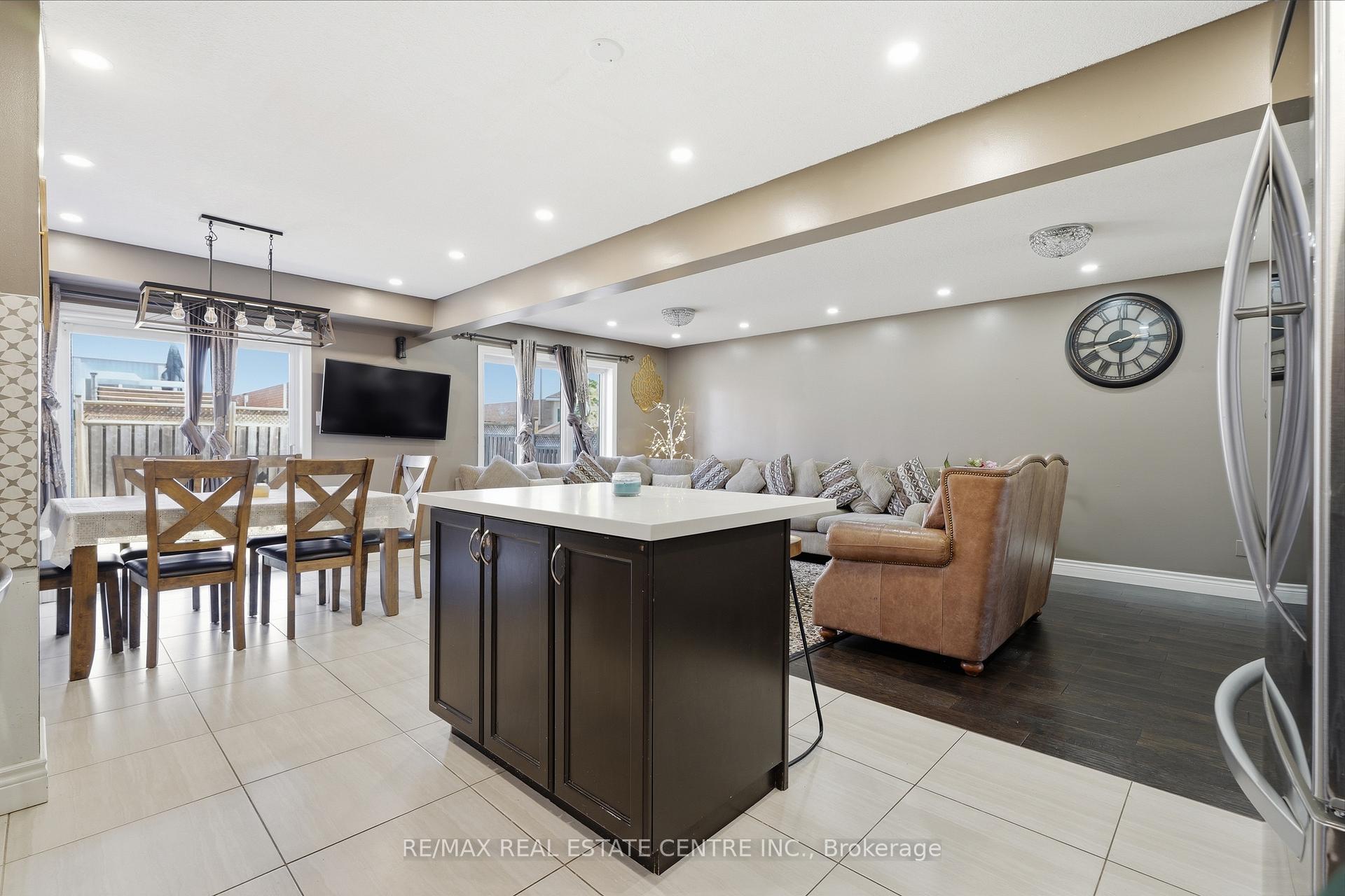 Photo 17 of 110 Green Gate Boulevard, Cambridge, Little's Corners — HOMEH