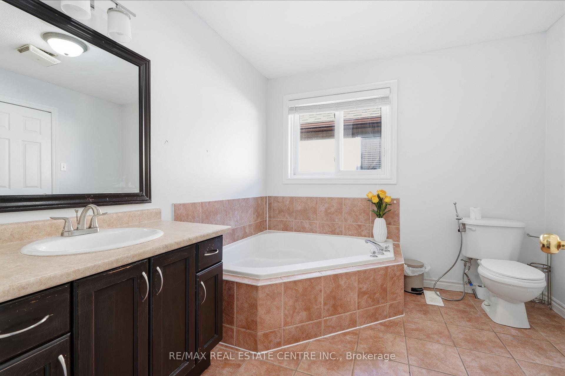 Photo 30 of 110 Green Gate Boulevard, Cambridge, Little's Corners — HOMEH