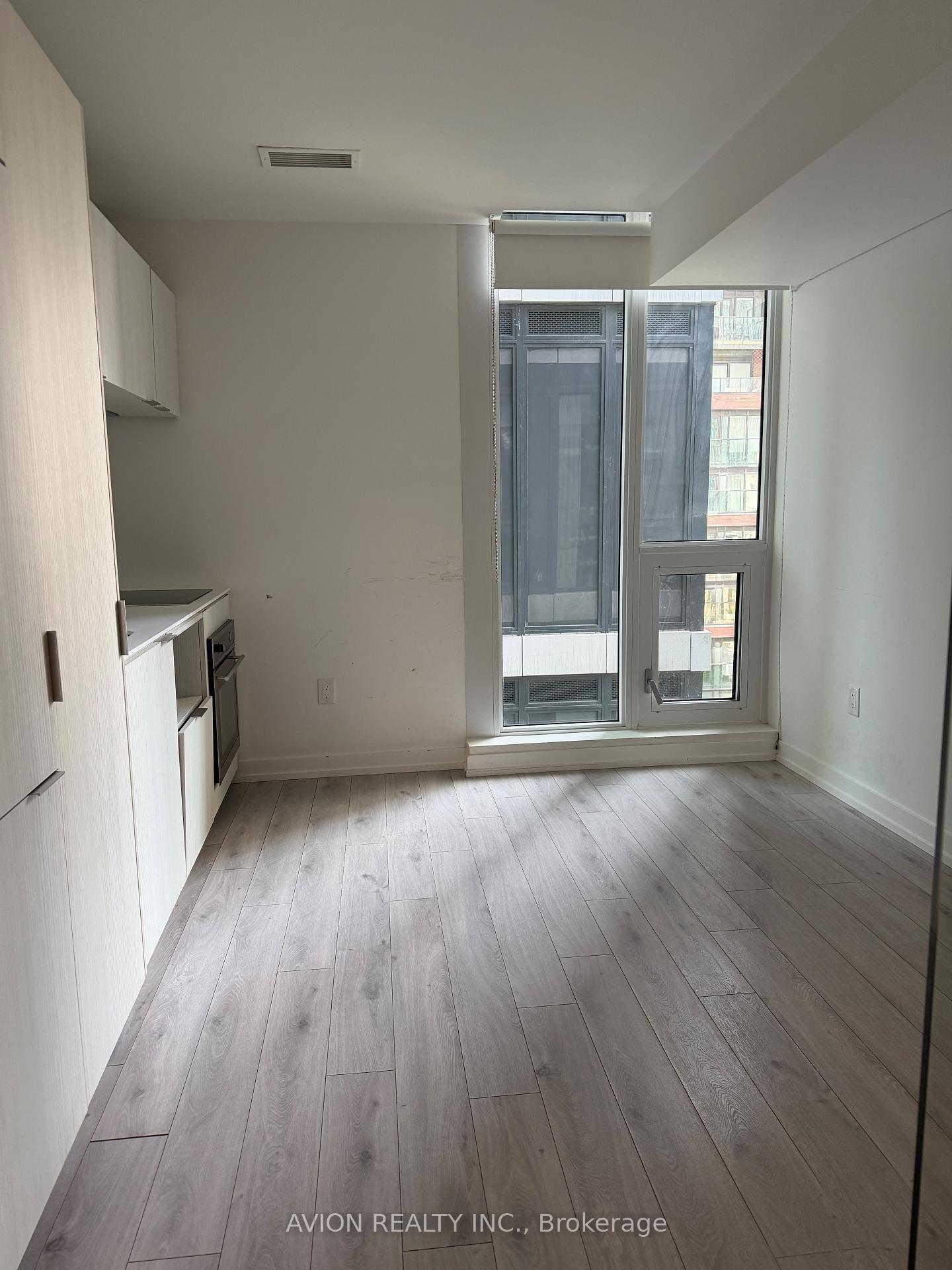 Photo 4 of Unit 731, 77 Shuter Street, Toronto, Church-Yonge Corridor — HOMEH