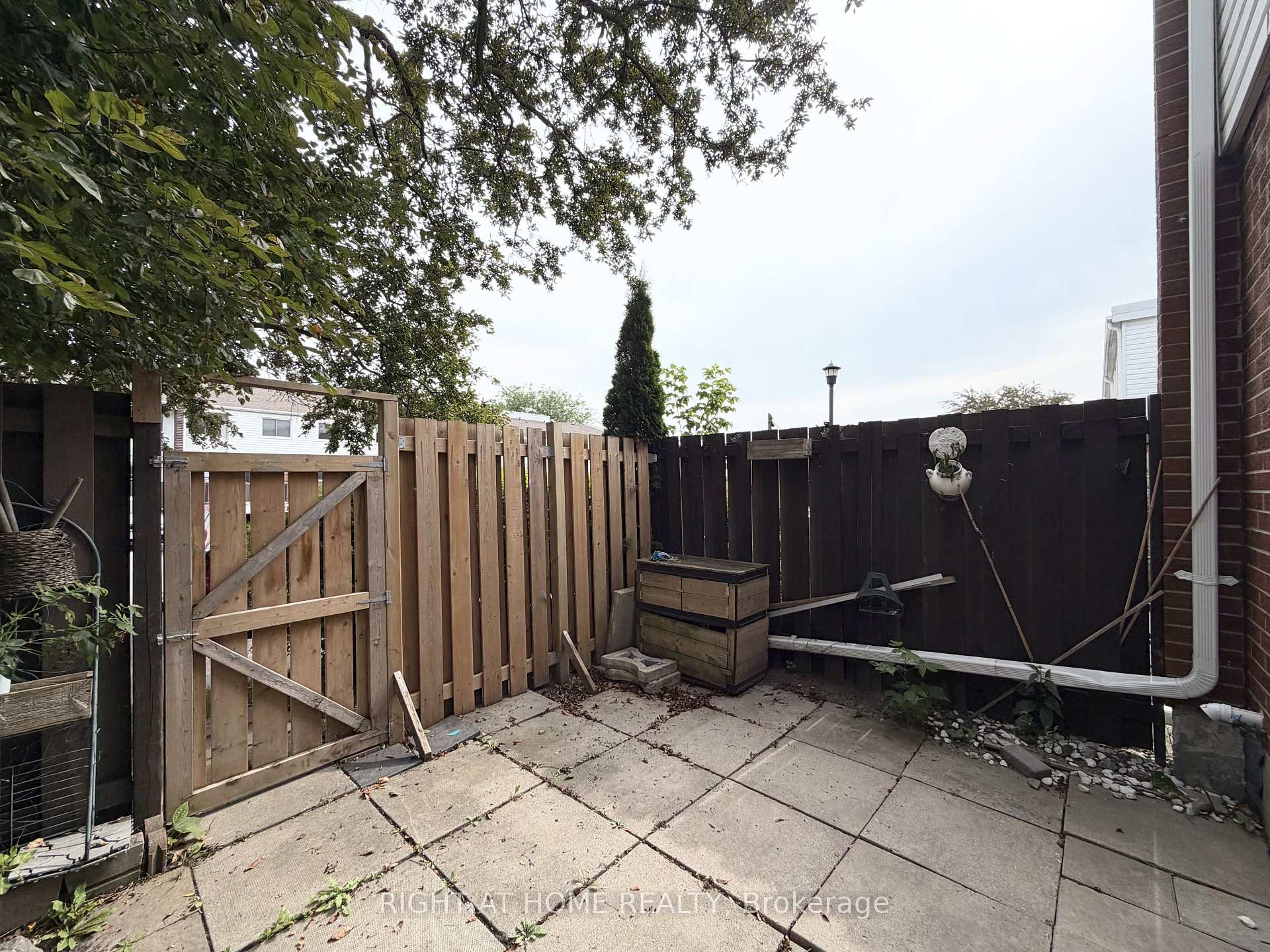 Photo 31 of Unit 91, 1010 Glen Street, Oshawa, Lakeview — HOMEH