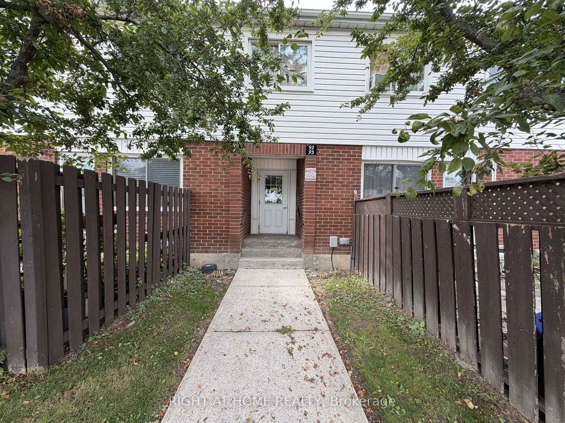 Photo 32 of Unit 91, 1010 Glen Street, Oshawa, Lakeview — HOMEH
