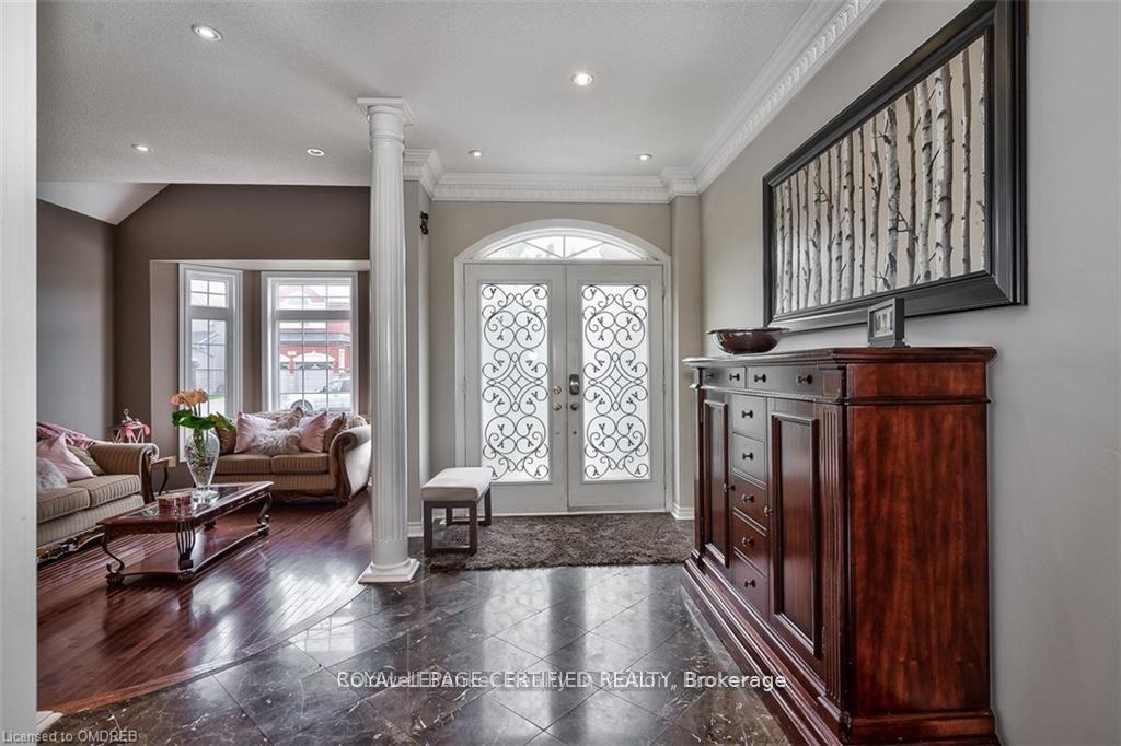 Photo 8 of 2499 Highmount Crescent, Oakville, Westmount — HOMEH