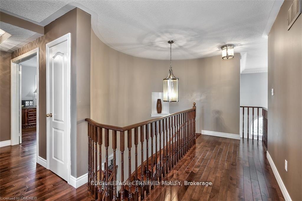 Photo 24 of 2499 Highmount Crescent, Oakville, Westmount — HOMEH