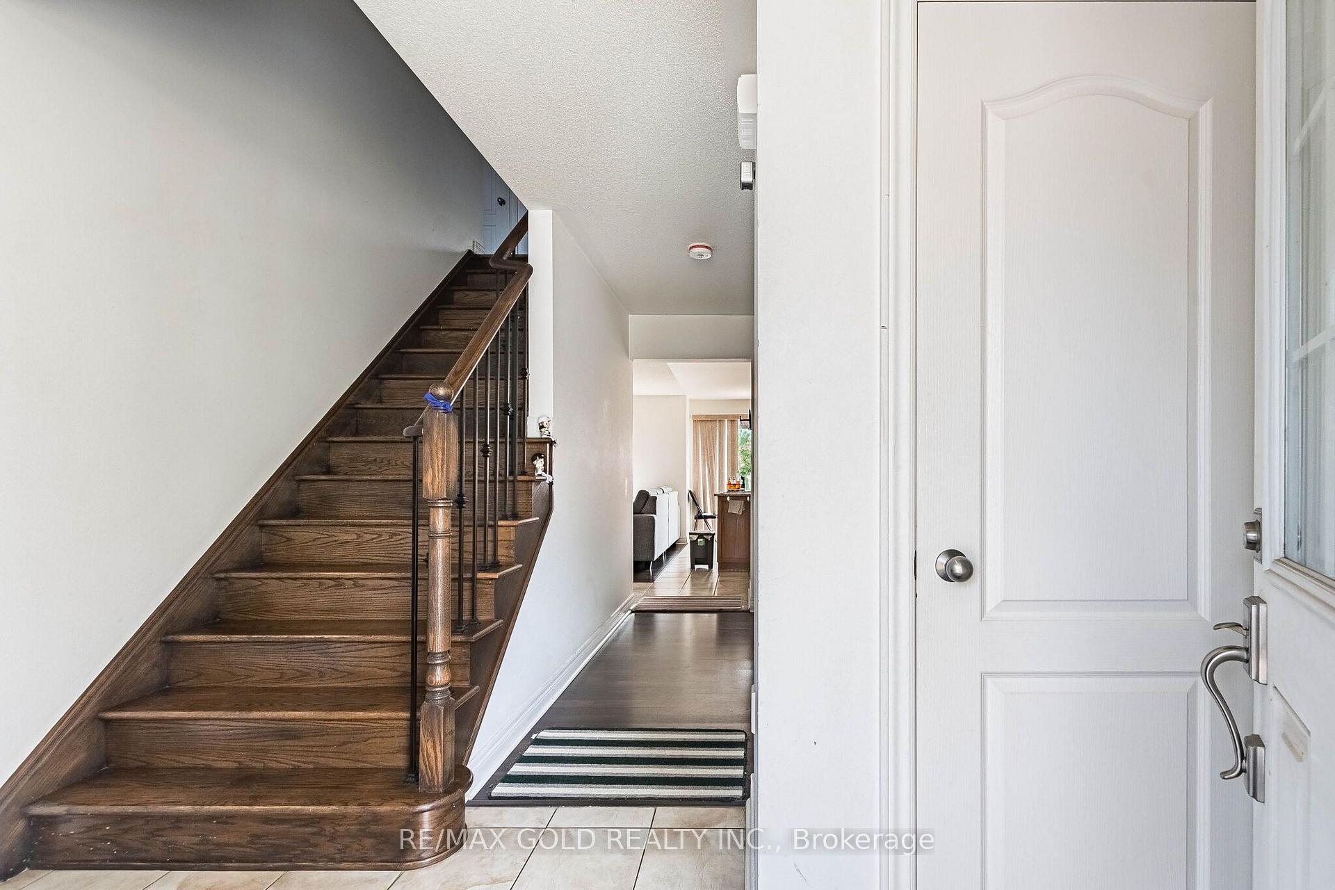 Photo 6 of 5 Denali Crescent, Brampton, Bram East — HOMEH