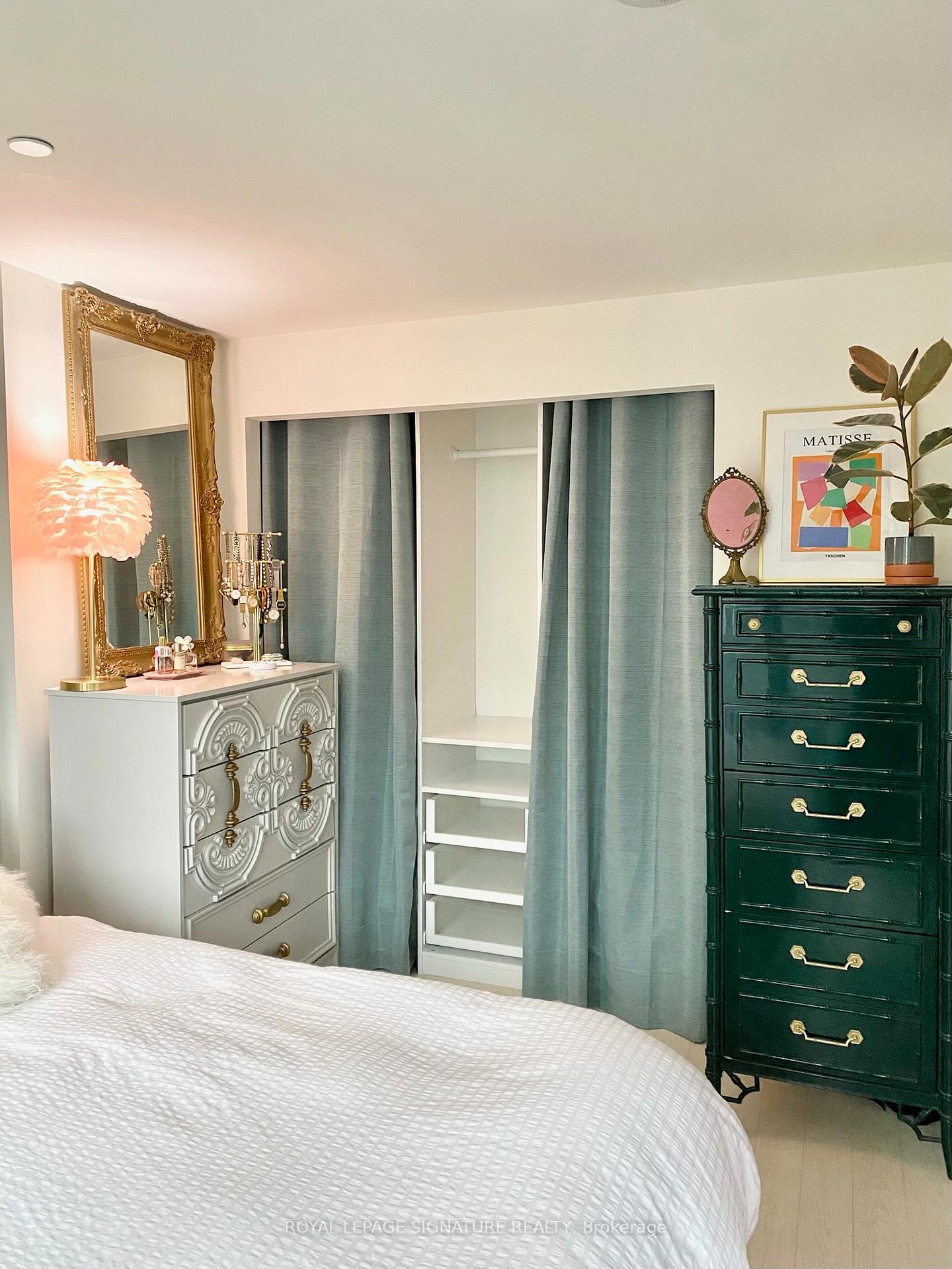 Photo 7 of Unit 1413, 111 Bathurst Street, Toronto, Waterfront Communities — HOMEH