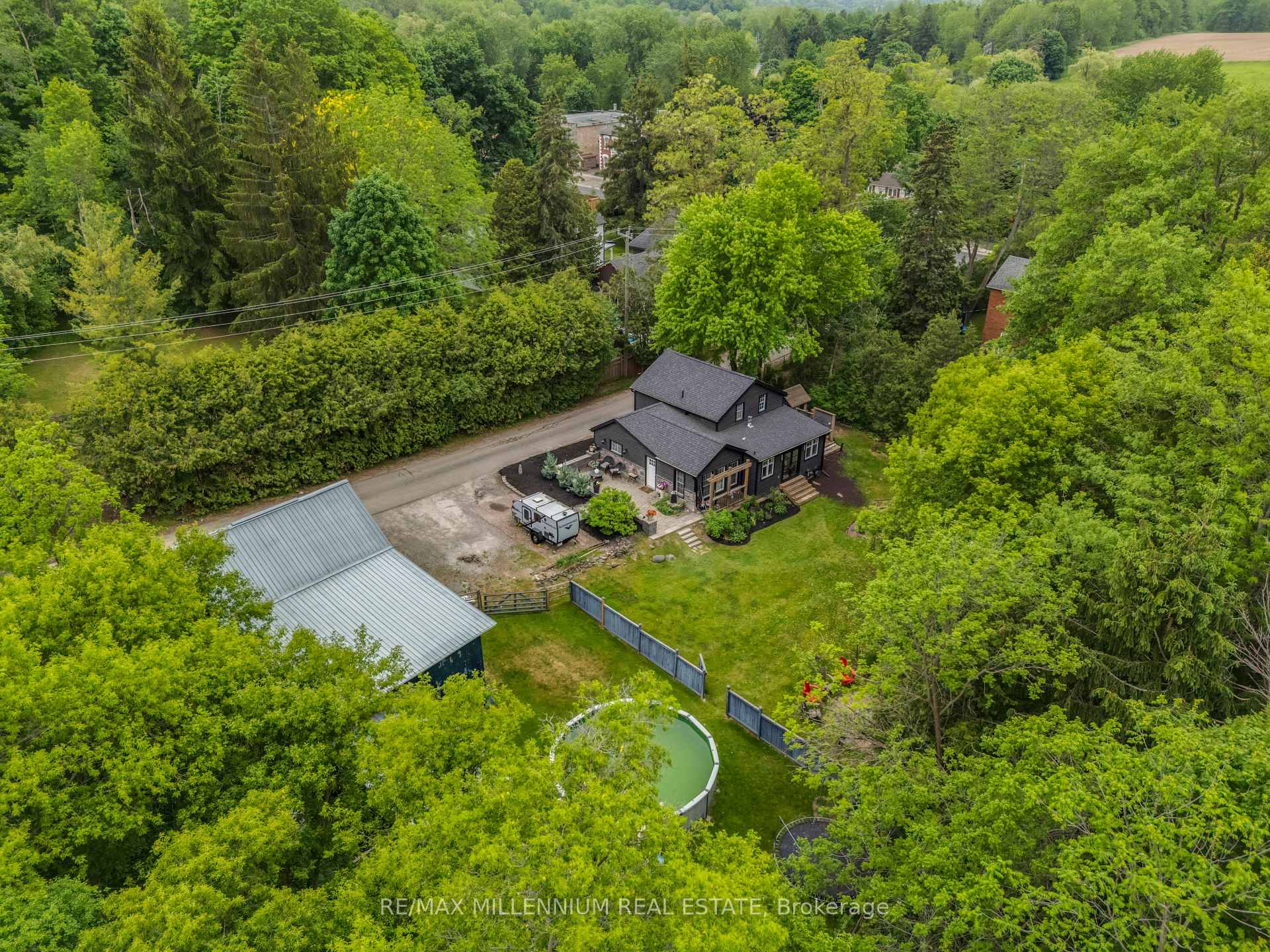 Photo 4 of 1510 Station Road, Caledon, Cheltenham — HOMEH