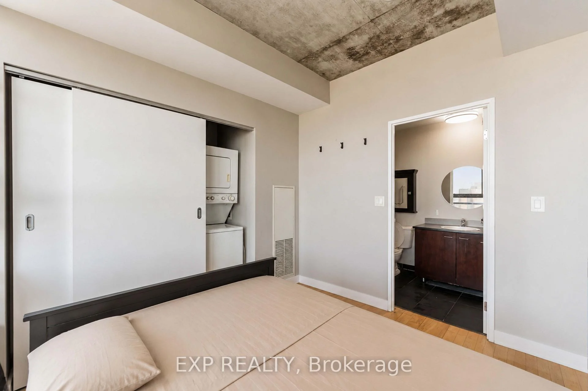 Photo 27 of Unit 1902, 179 George Street, Ottawa, Lower Town/Byward Market — HOMEH