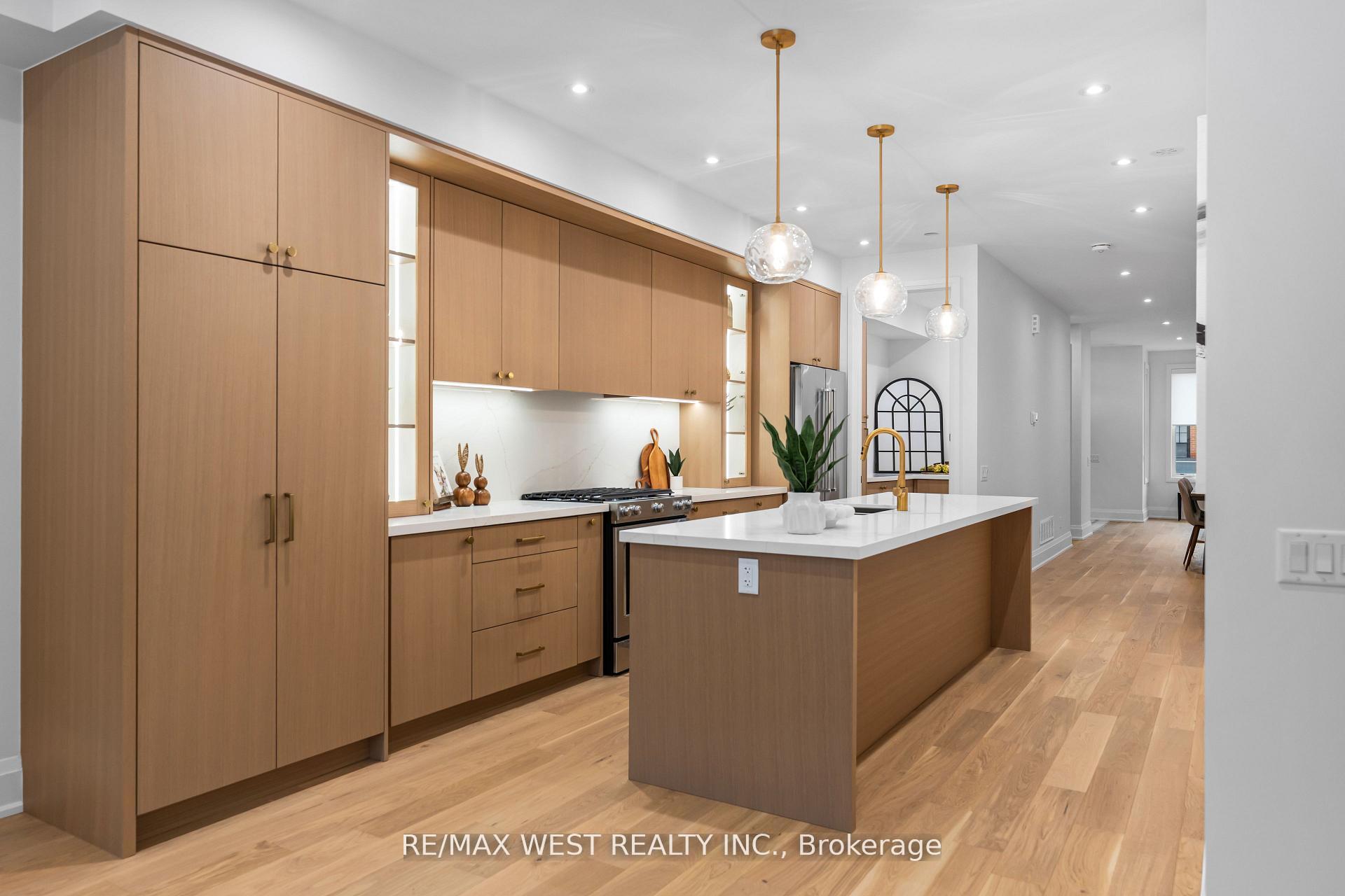 Photo 10 of 64 Gwynne Avenue, Toronto, South Parkdale — HOMEH