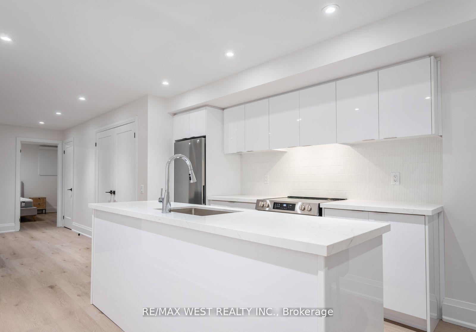 Photo 38 of 64 Gwynne Avenue, Toronto, South Parkdale — HOMEH