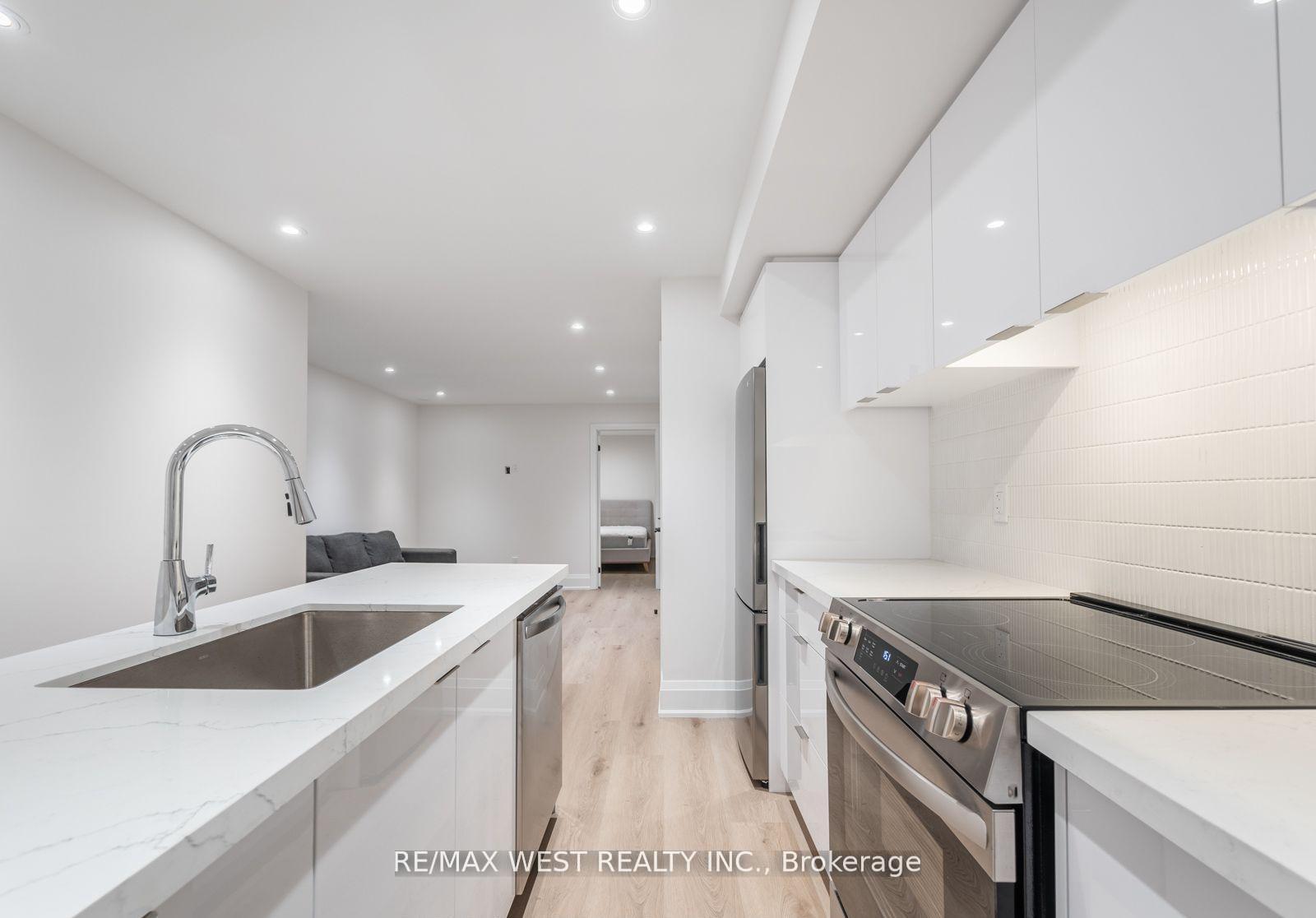 Photo 40 of 64 Gwynne Avenue, Toronto, South Parkdale — HOMEH