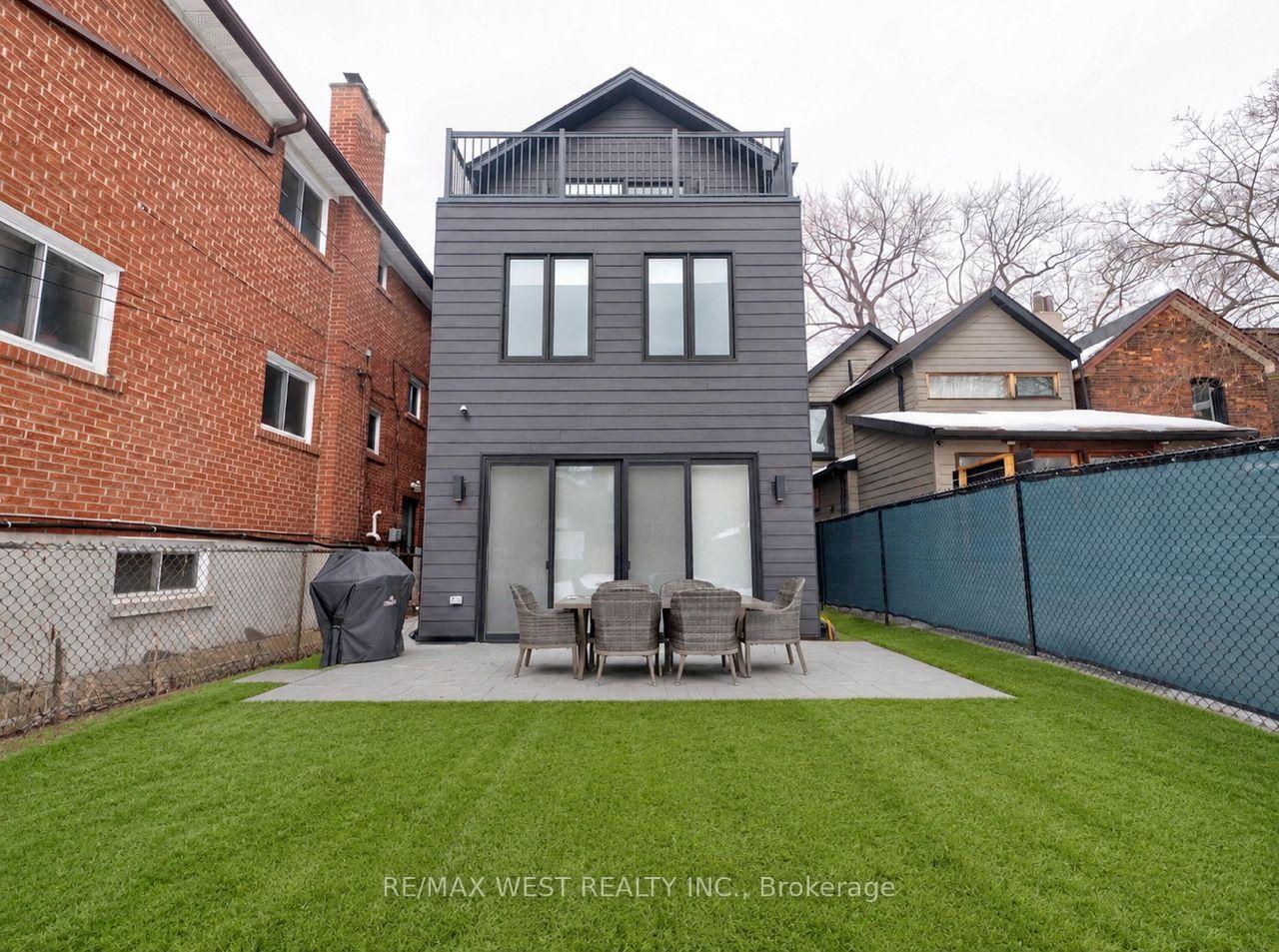 Photo 48 of 64 Gwynne Avenue, Toronto, South Parkdale — HOMEH