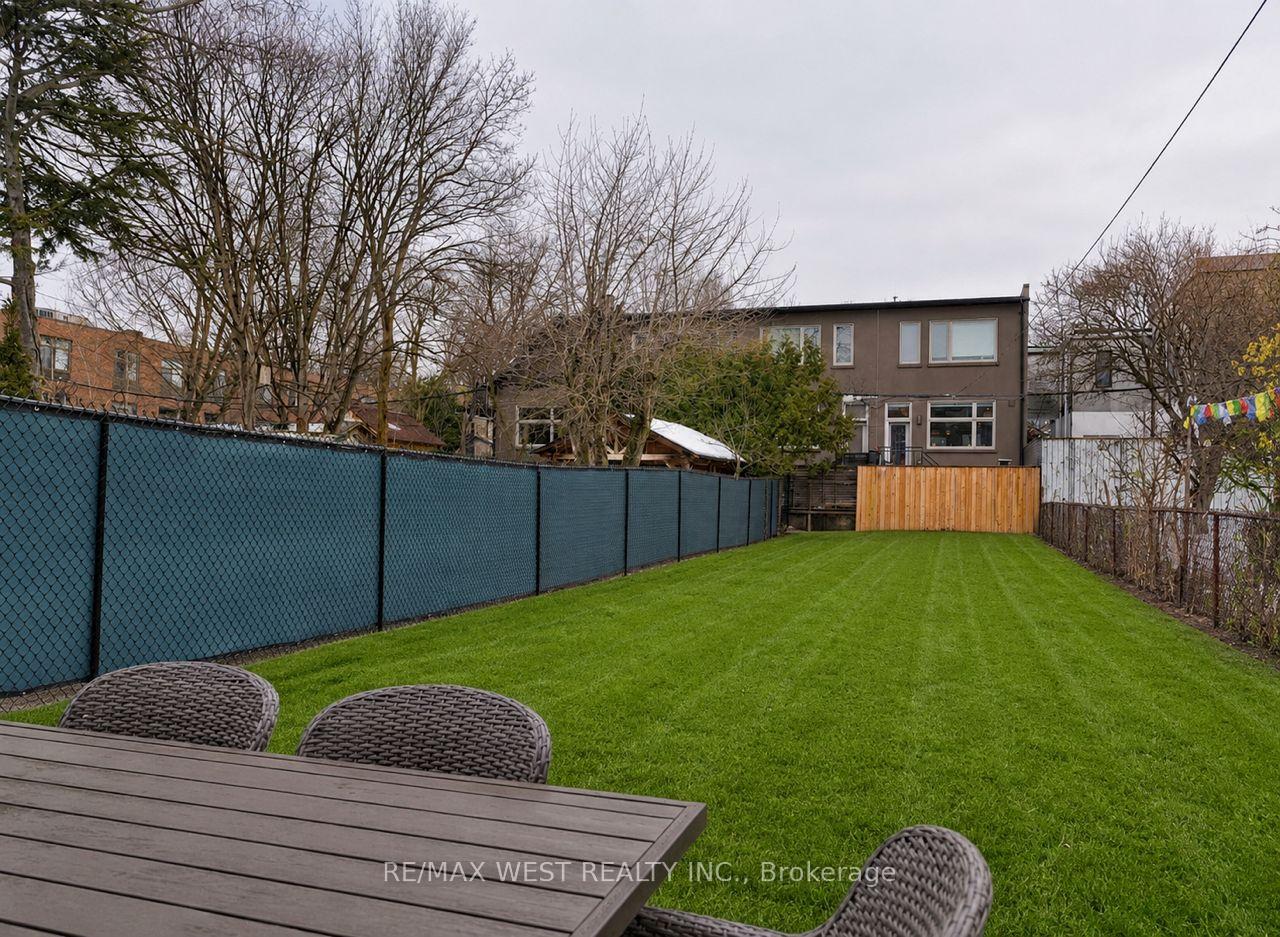 Photo 49 of 64 Gwynne Avenue, Toronto, South Parkdale — HOMEH