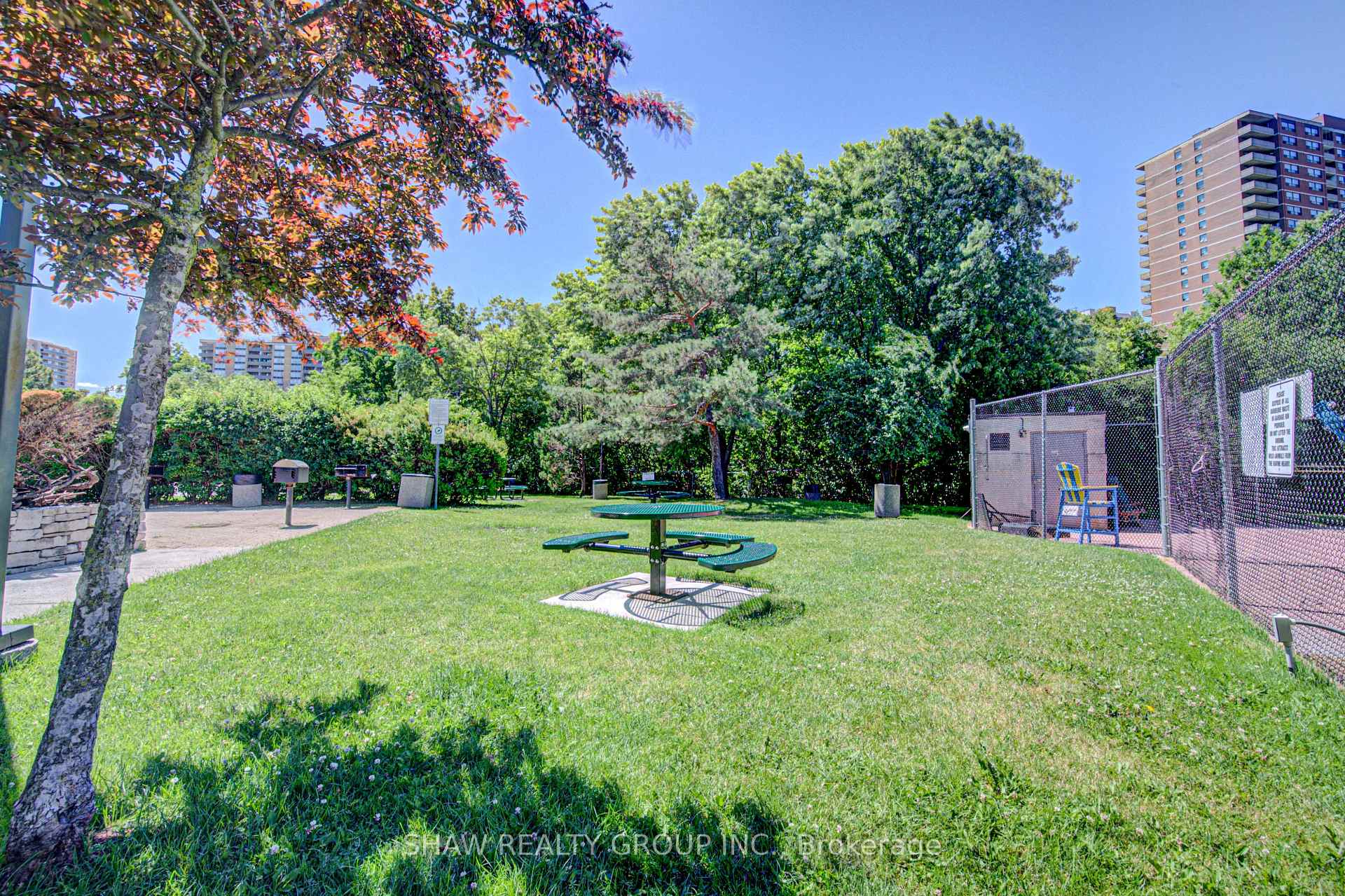 Photo 5 of Unit 1109, 5 Rowntree Road, Etobicoke, Mount Olive-Silverstone-Jamestown — HOMEH
