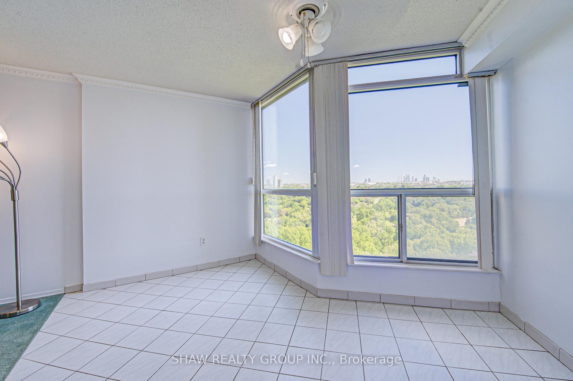 Photo 14 of Unit 1109, 5 Rowntree Road, Etobicoke, Mount Olive-Silverstone-Jamestown — HOMEH