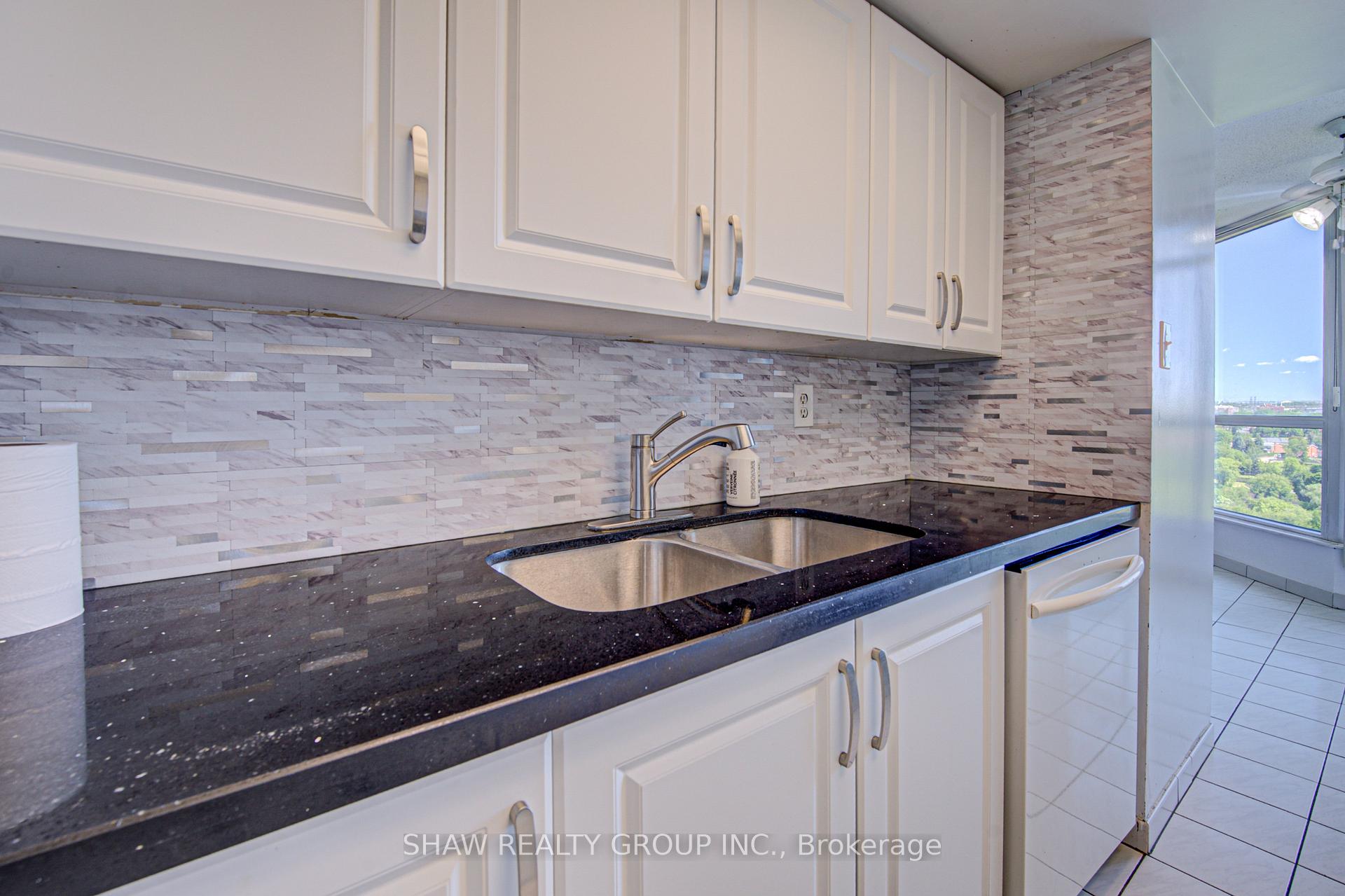 Photo 19 of Unit 1109, 5 Rowntree Road, Etobicoke, Mount Olive-Silverstone-Jamestown — HOMEH