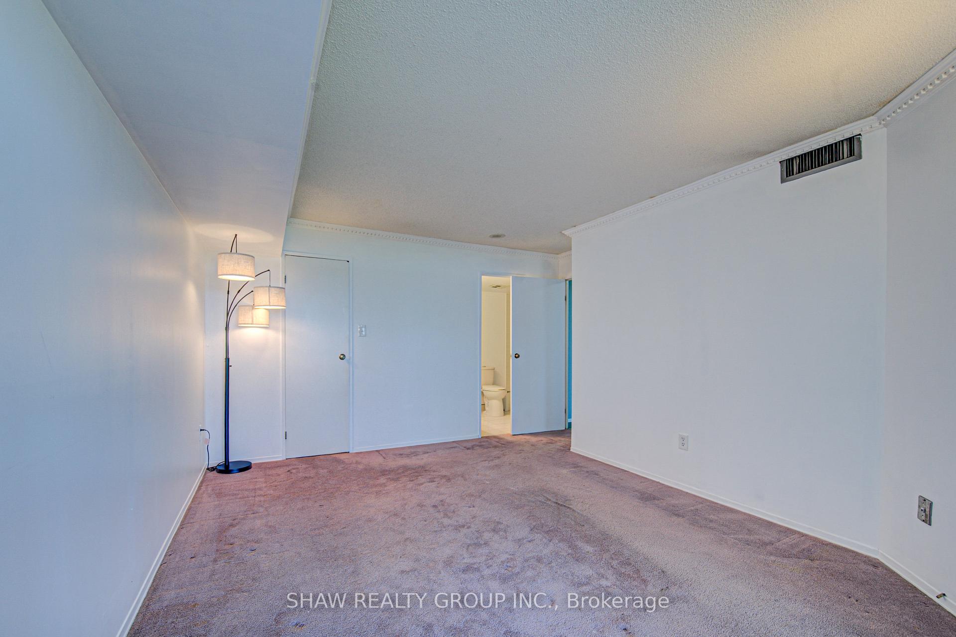 Photo 24 of Unit 1109, 5 Rowntree Road, Etobicoke, Mount Olive-Silverstone-Jamestown — HOMEH