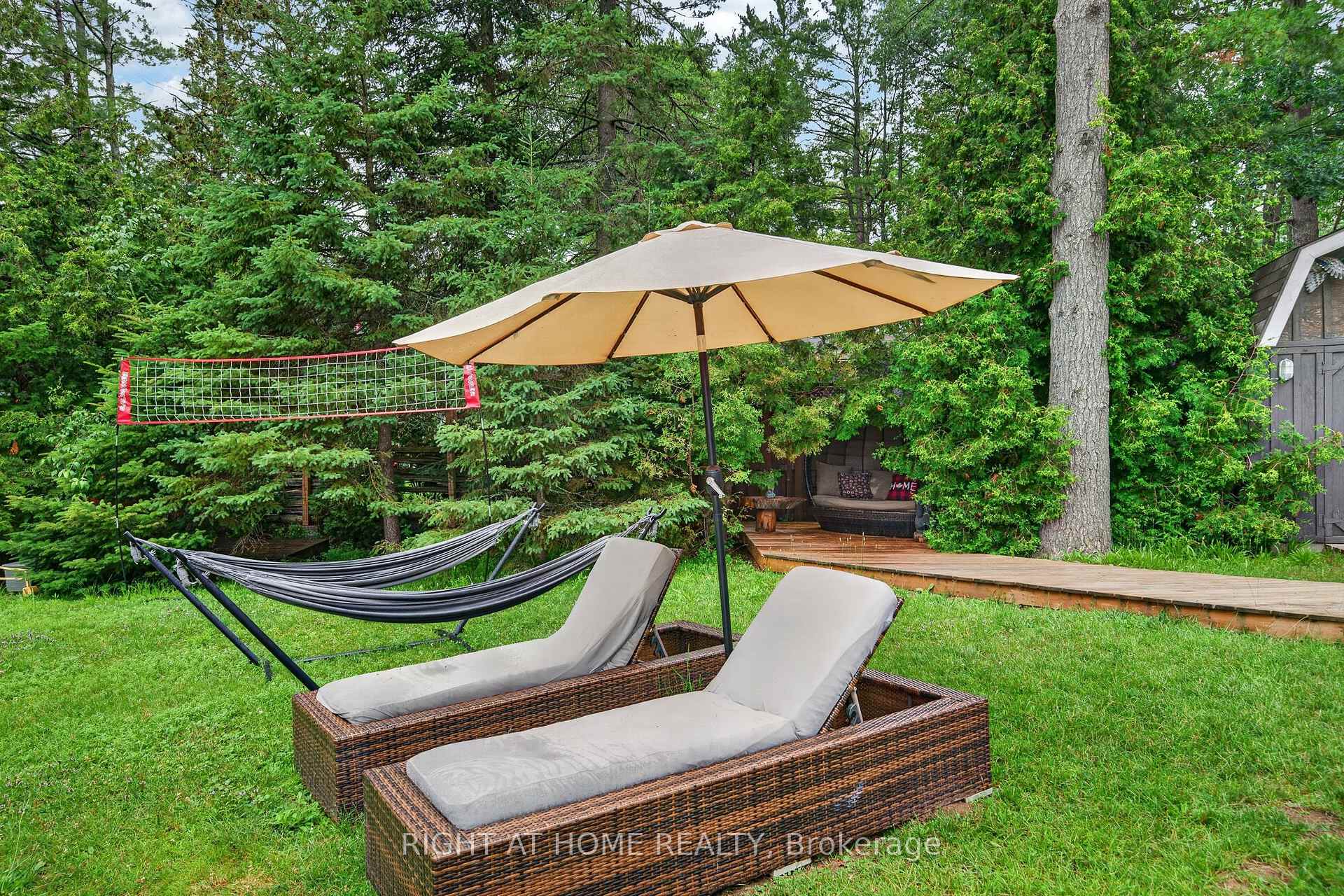 Photo 8 of 3583 Riverdale Drive, Severn, Washago — HOMEH