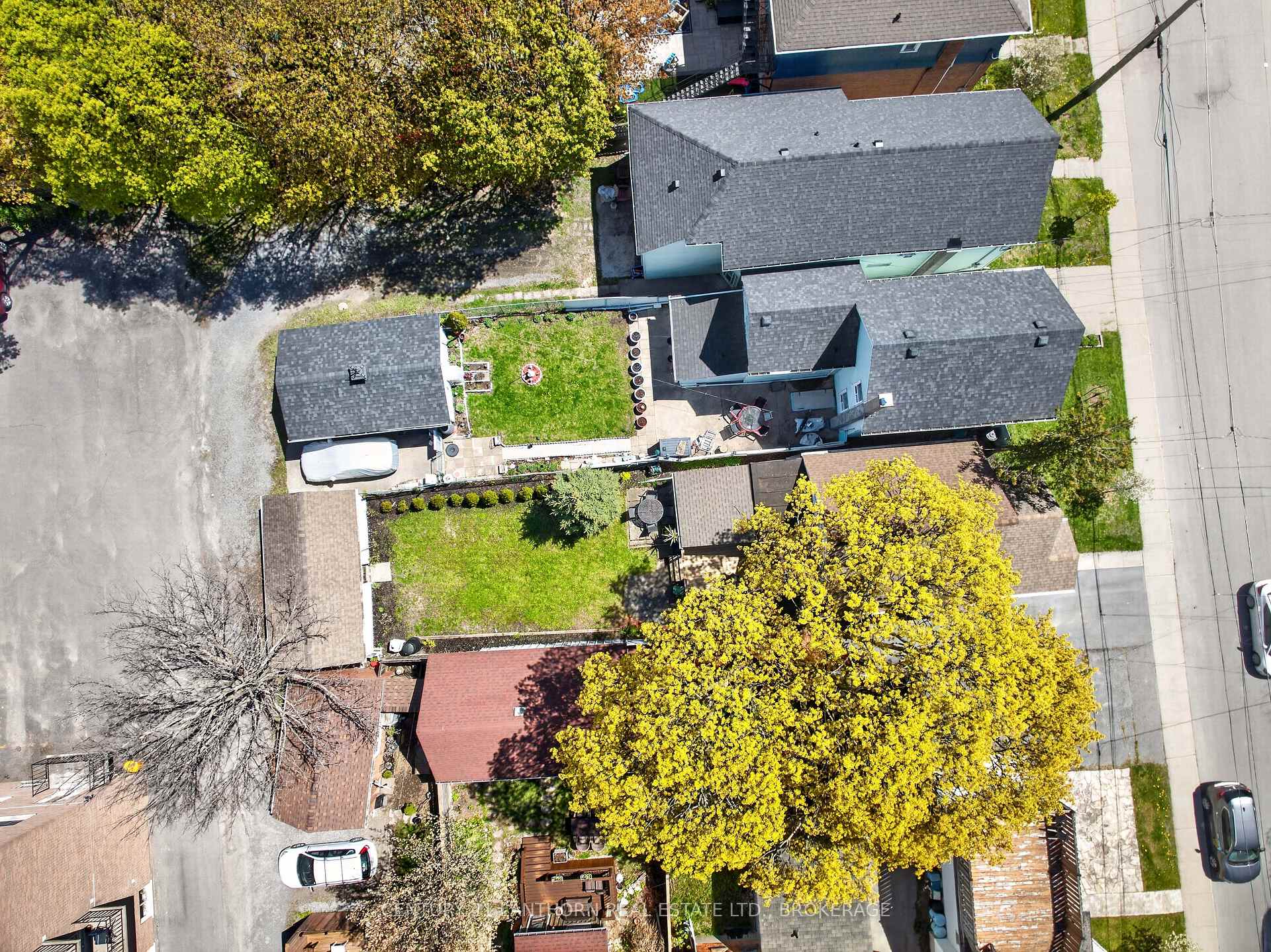 Photo 6 of 23 Jenkins Street, Kingston, East of Sir John A. Blvd — HOMEH