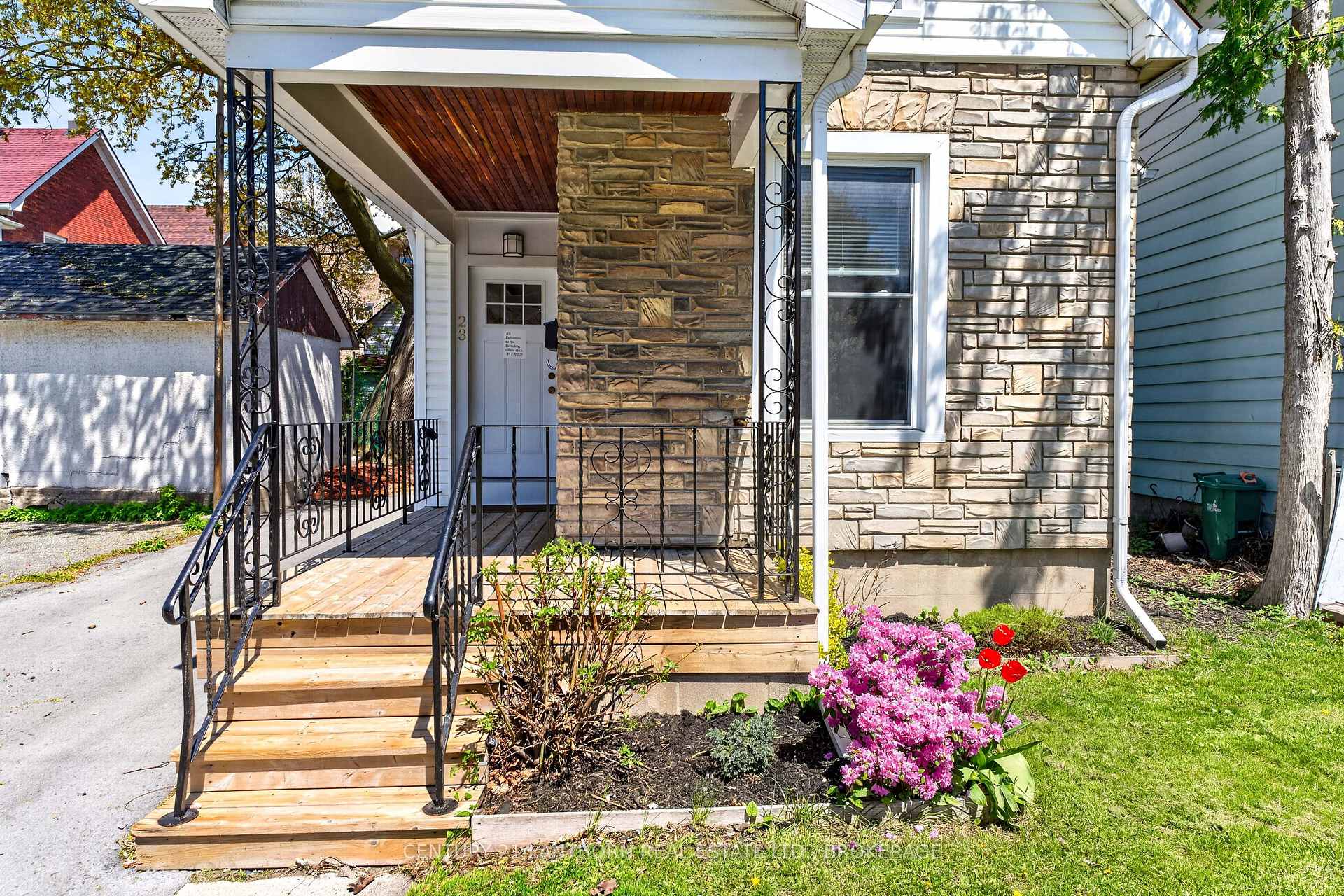Photo 9 of 23 Jenkins Street, Kingston, East of Sir John A. Blvd — HOMEH