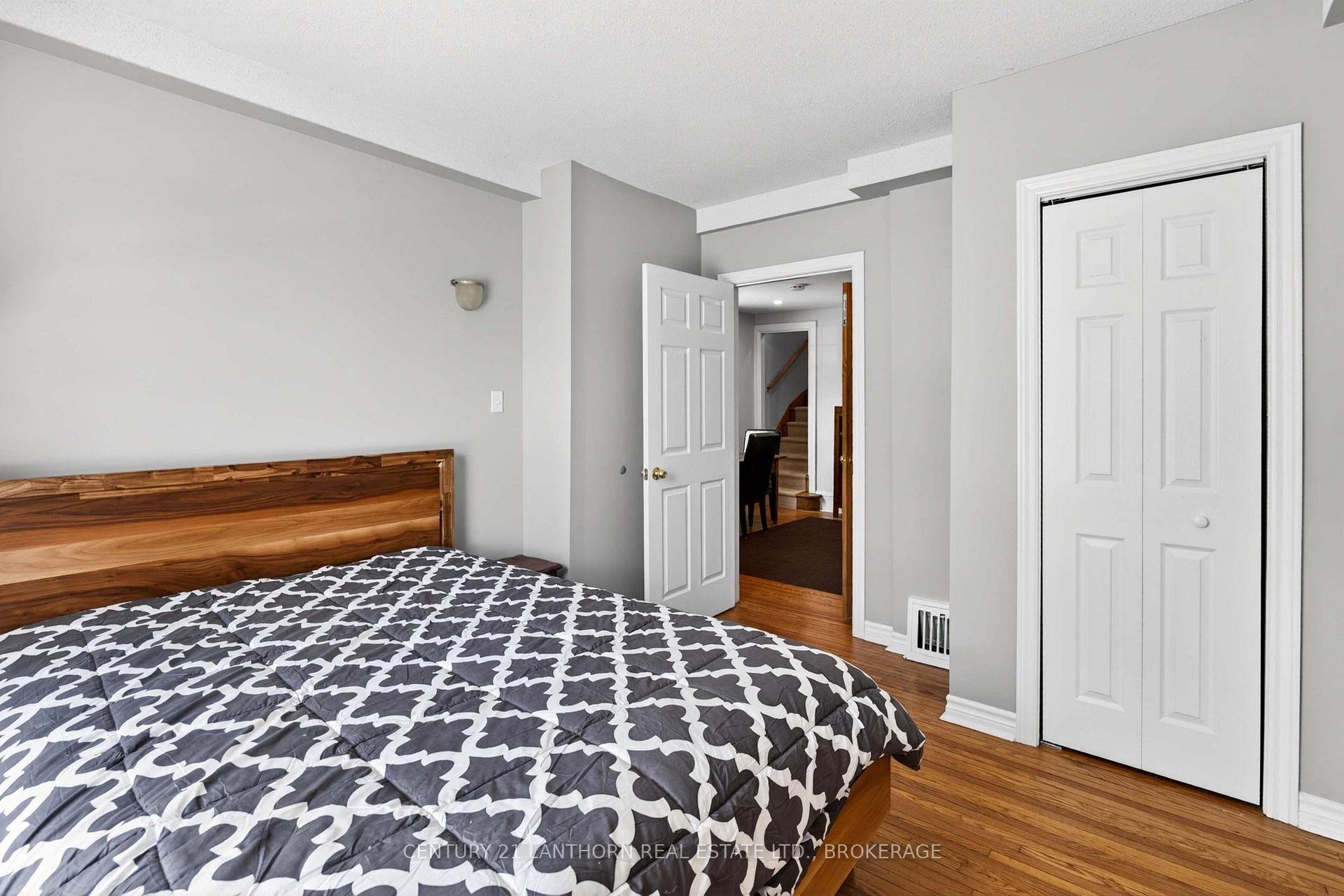 Photo 19 of 23 Jenkins Street, Kingston, East of Sir John A. Blvd — HOMEH