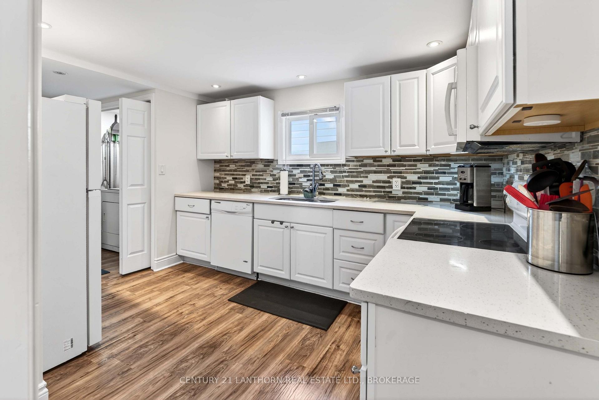 Photo 28 of 23 Jenkins Street, Kingston, East of Sir John A. Blvd — HOMEH