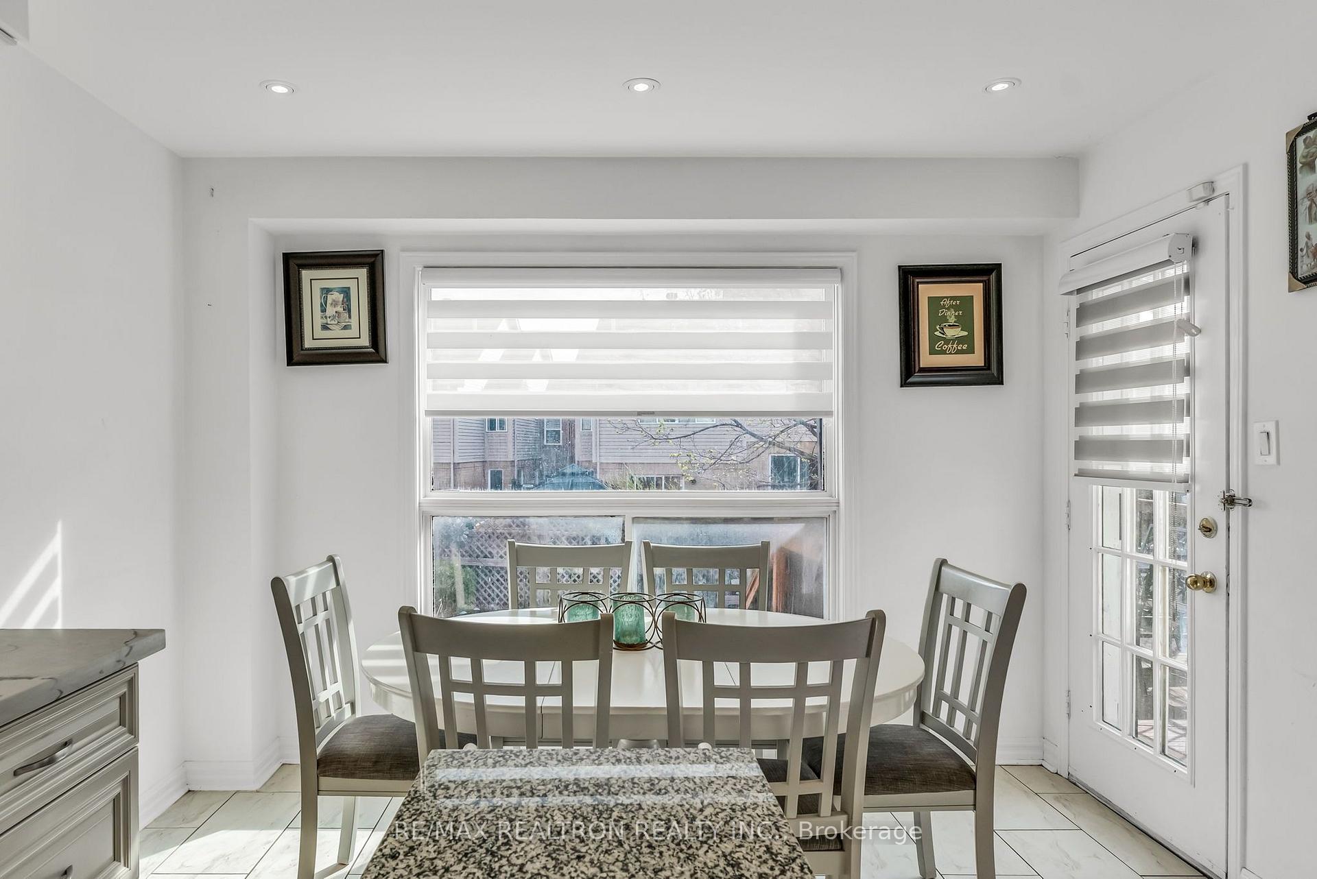 Photo 17 of 89 Beaconsfield Avenue, Brampton, Fletcher's West — HOMEH