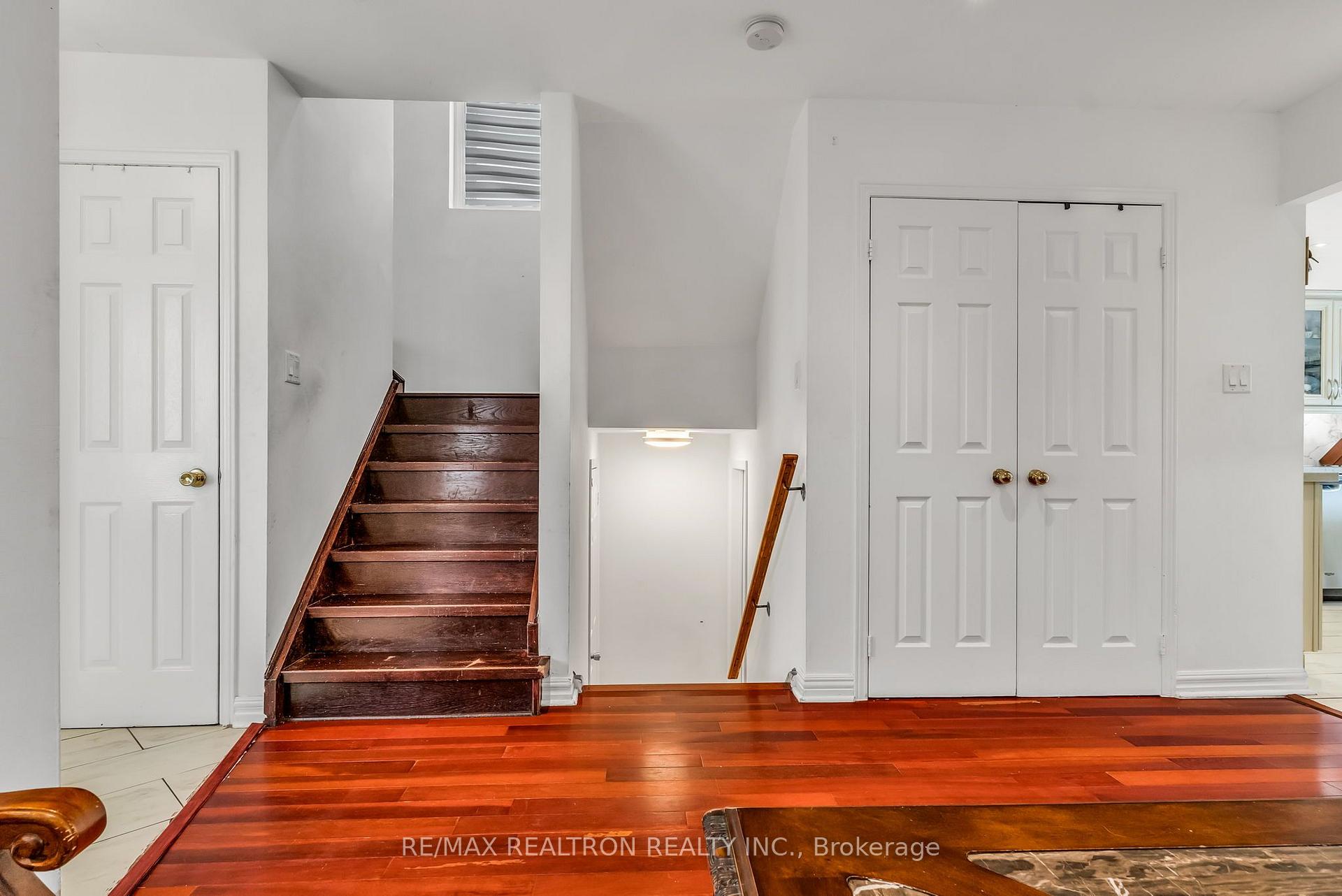 Photo 19 of 89 Beaconsfield Avenue, Brampton, Fletcher's West — HOMEH