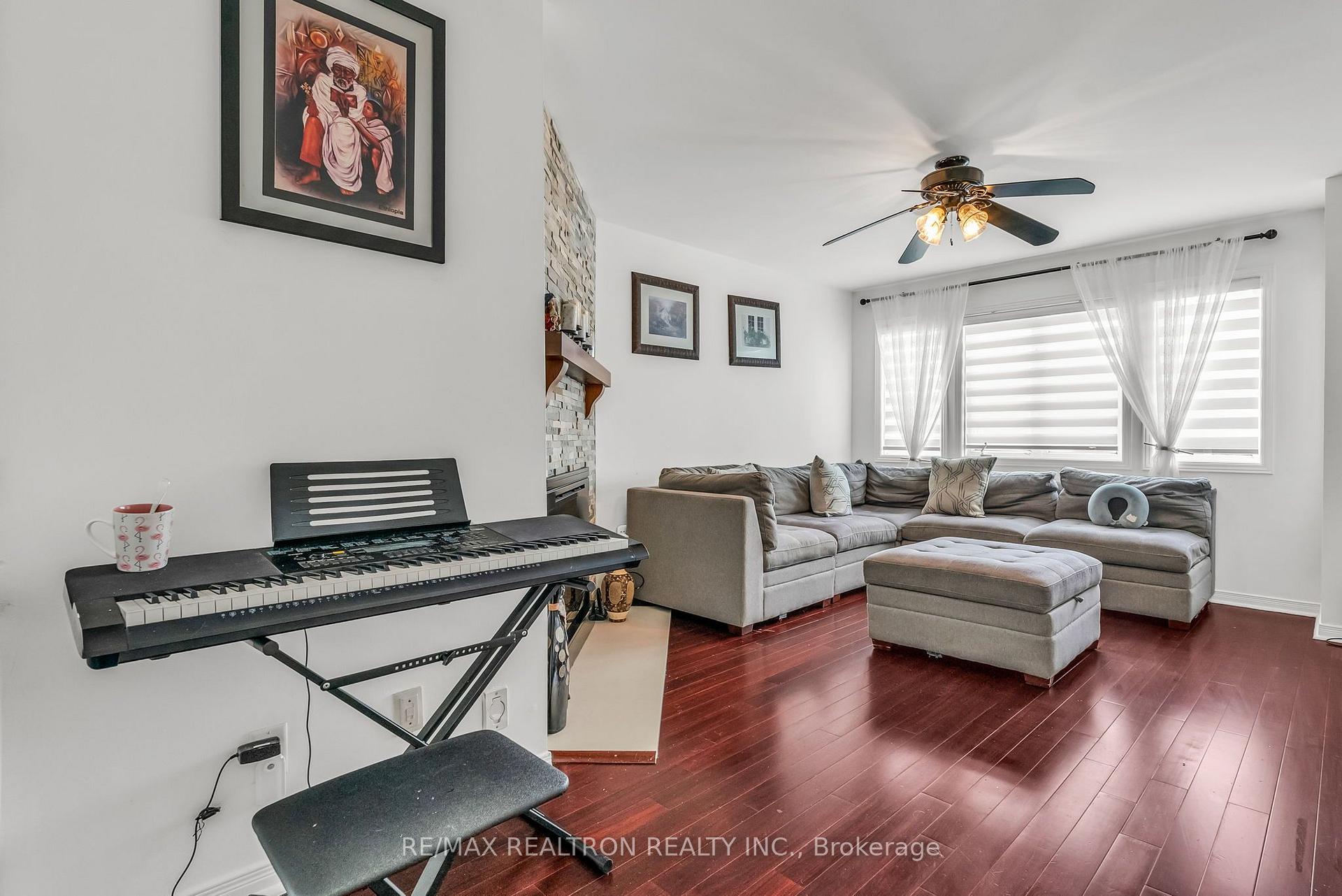 Photo 20 of 89 Beaconsfield Avenue, Brampton, Fletcher's West — HOMEH