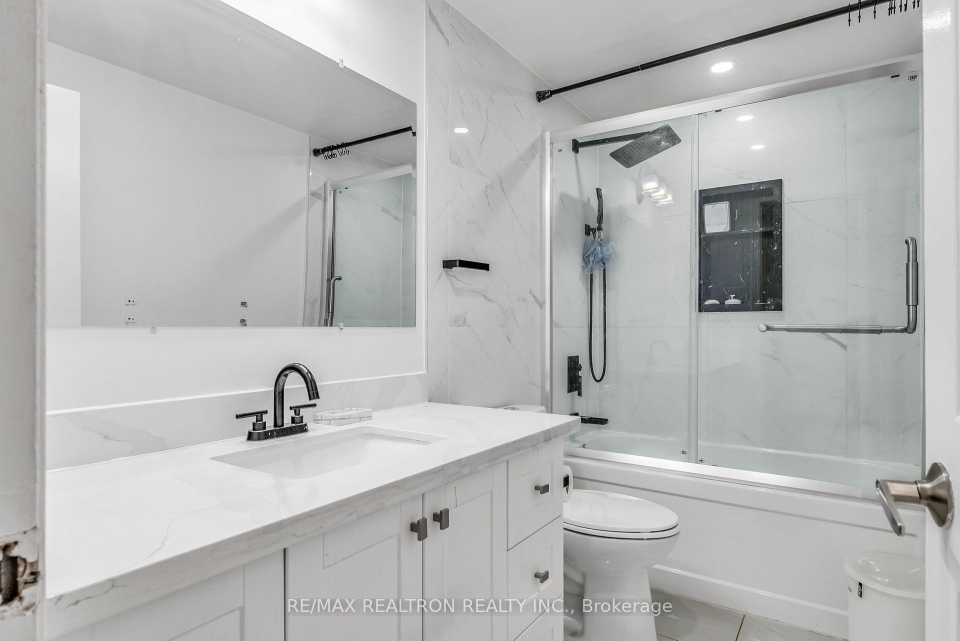 Photo 27 of 89 Beaconsfield Avenue, Brampton, Fletcher's West — HOMEH